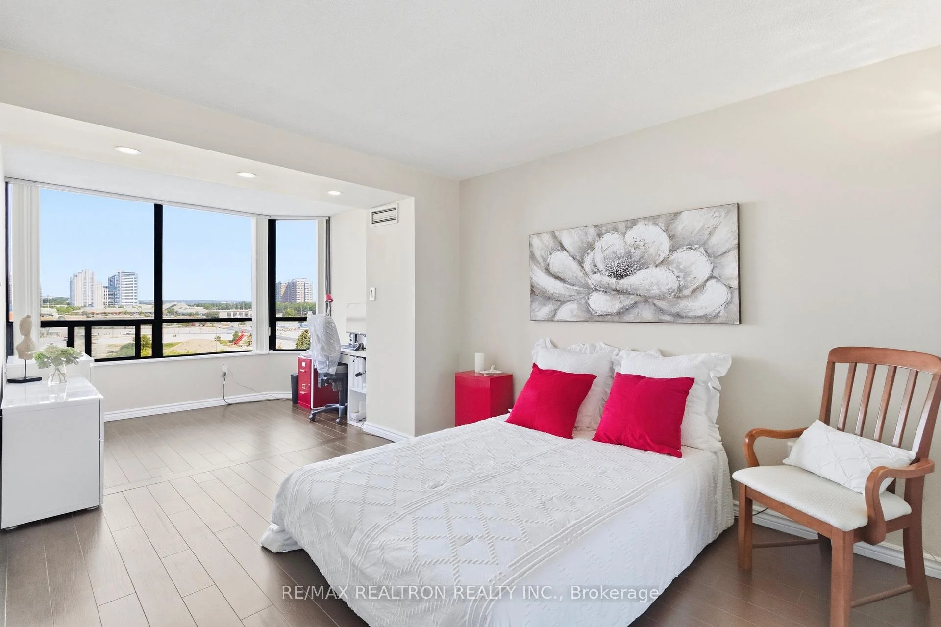 Photo 51 of Unit 812, 7420 Bathurst Street, Vaughan, Brownridge — HOMEH