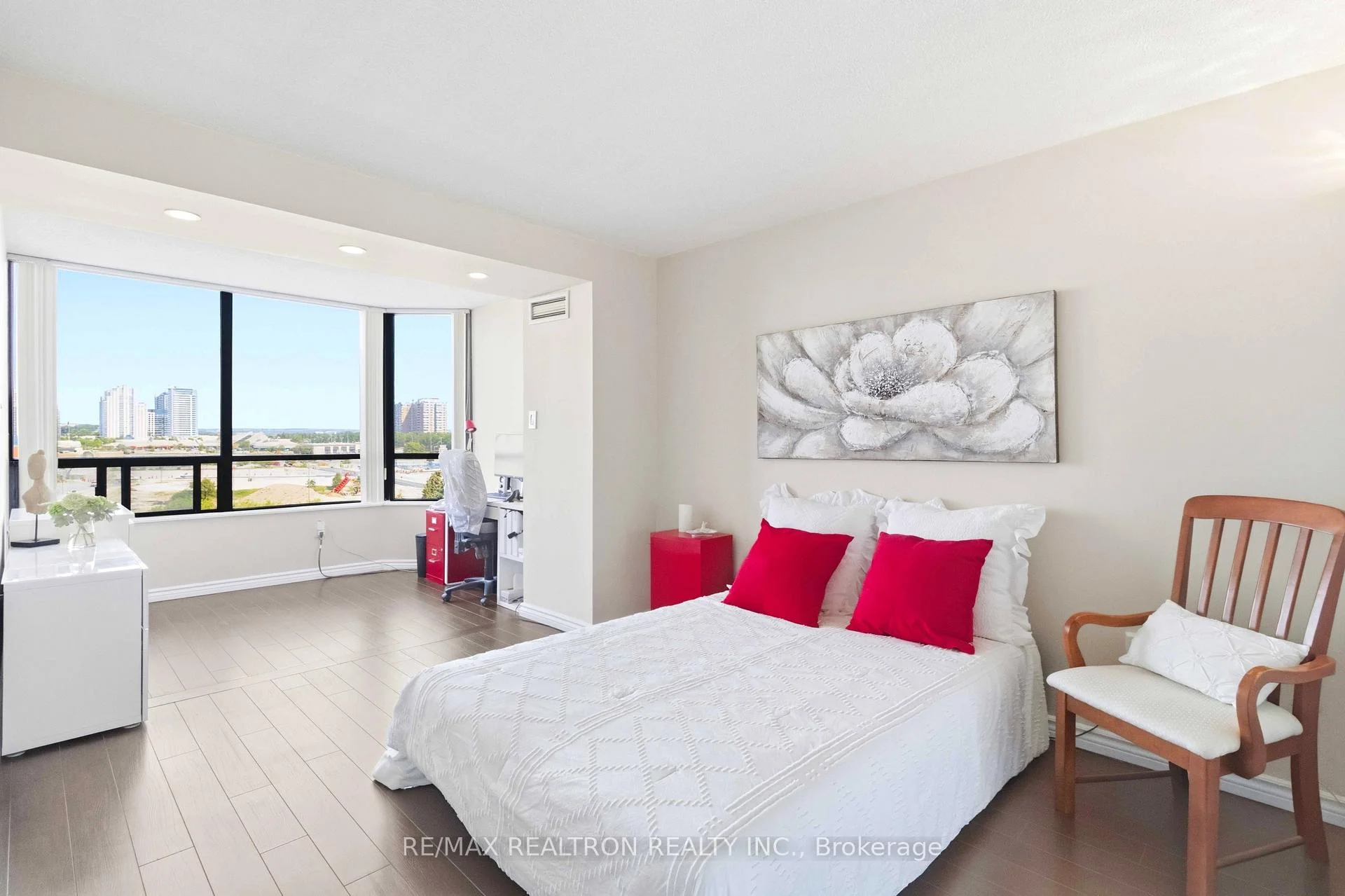 Photo 52 of Unit 812, 7420 Bathurst Street, Vaughan, Brownridge — HOMEH