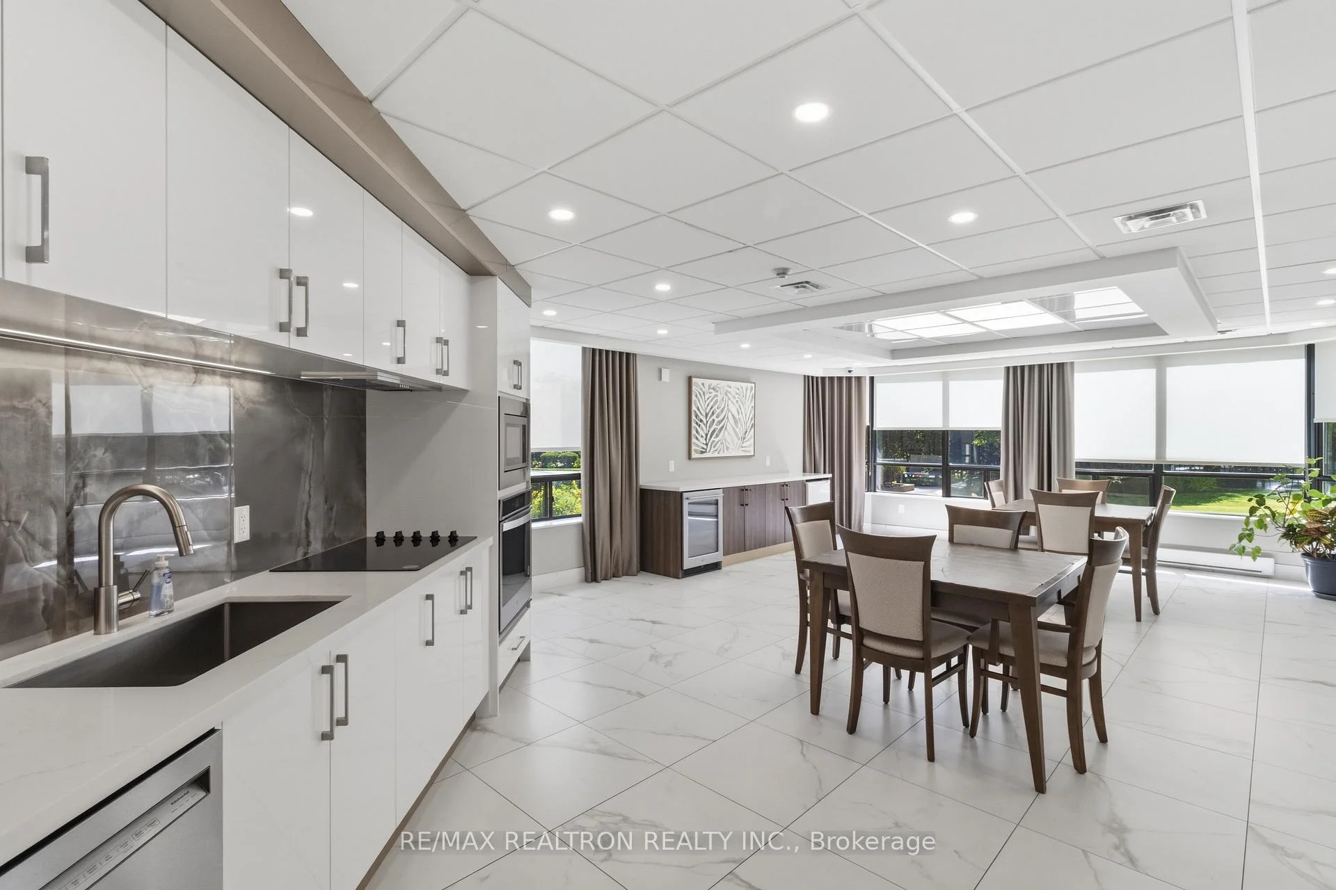 Photo 71 of Unit 812, 7420 Bathurst Street, Vaughan, Brownridge — HOMEH