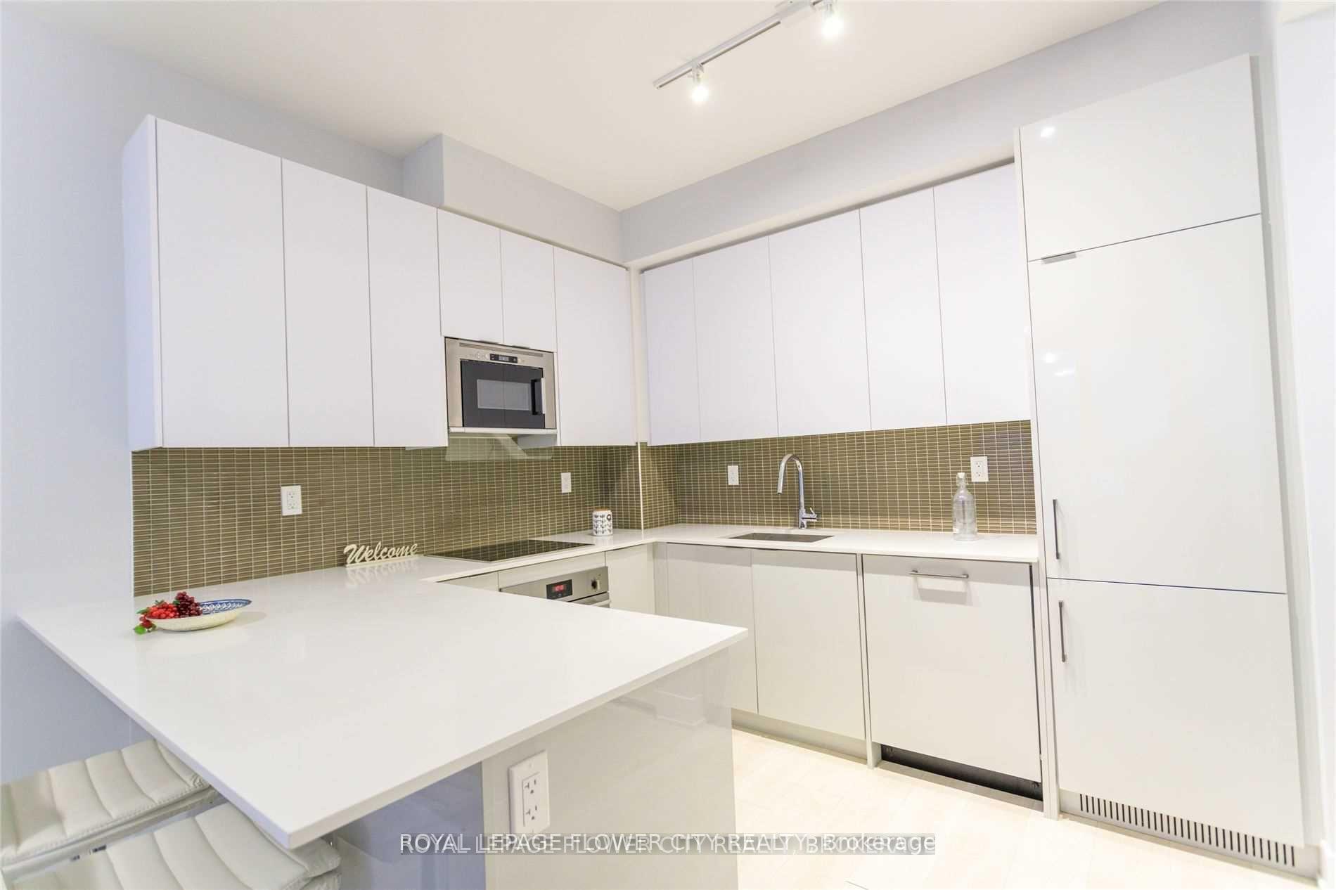 Photo 14 of Unit 910, 2908 Highway 7 Road, Vaughan, Concord — HOMEH