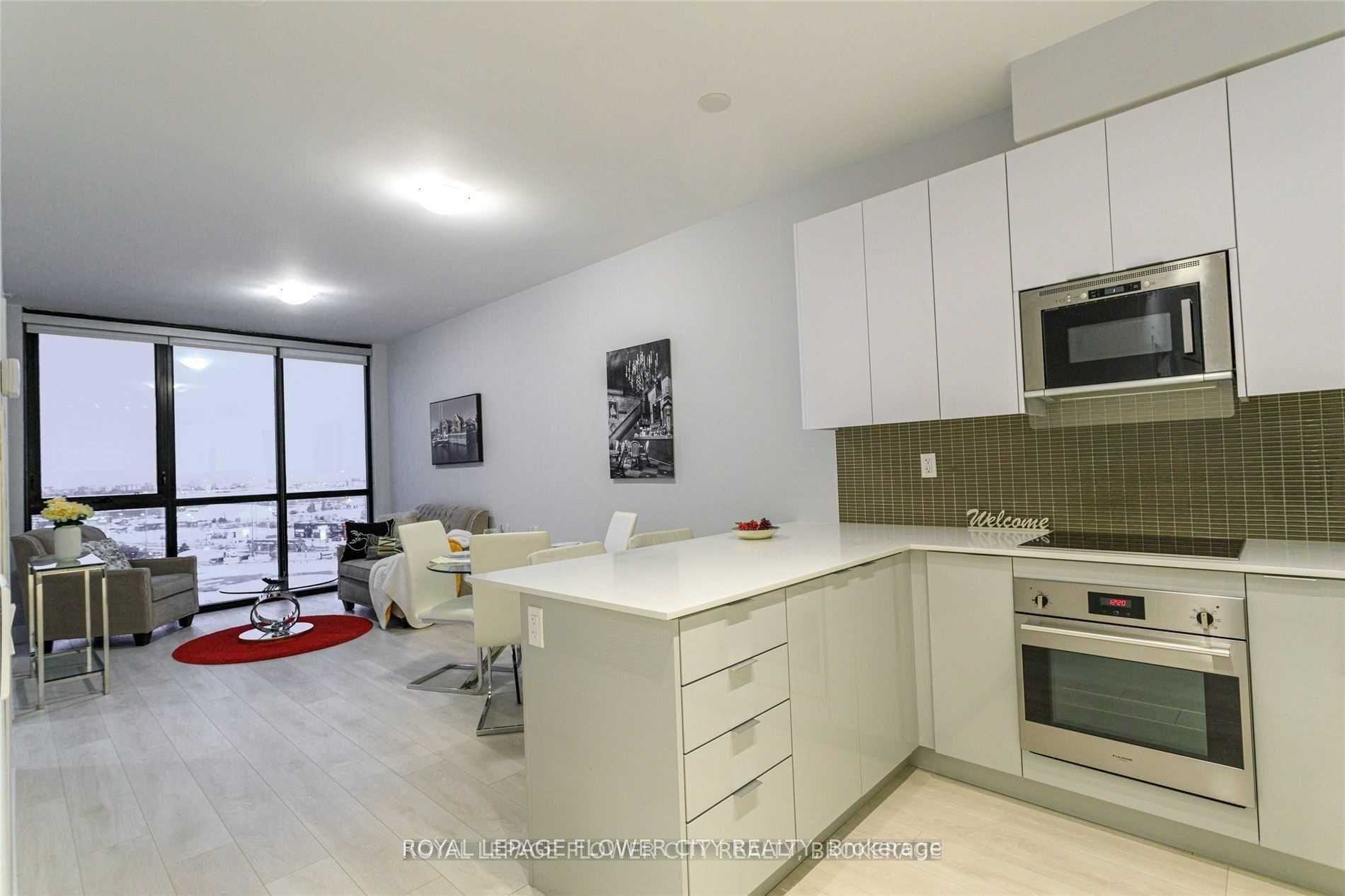 Photo 16 of Unit 910, 2908 Highway 7 Road, Vaughan, Concord — HOMEH