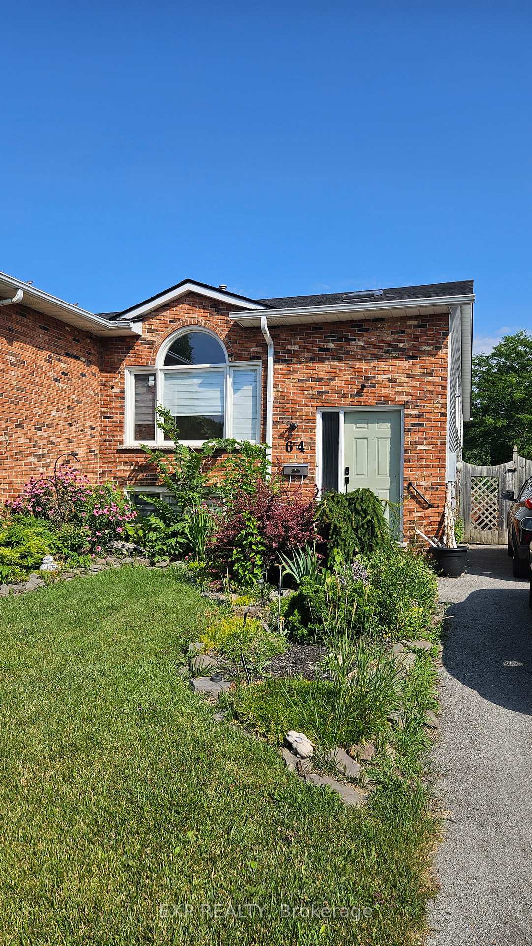 Photo 1 of Unit Lower, 64 Chapel Hill Crescent, Welland, N. Welland — HOMEH