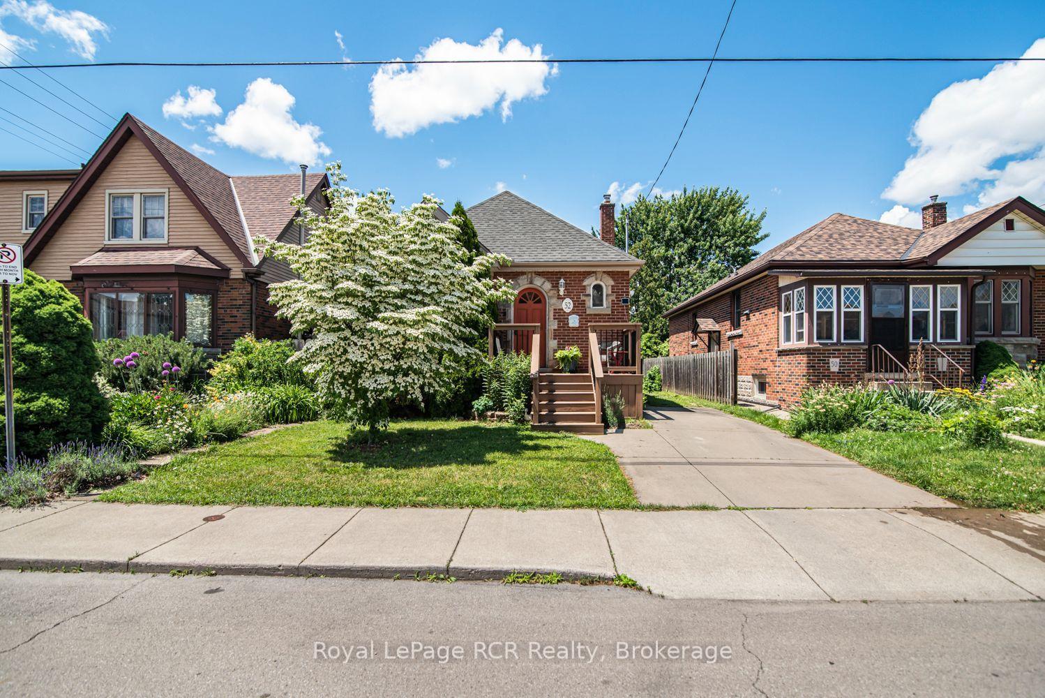 Photo 3 of 52 Cameron Avenue S, Hamilton, Bartonville — HOMEH