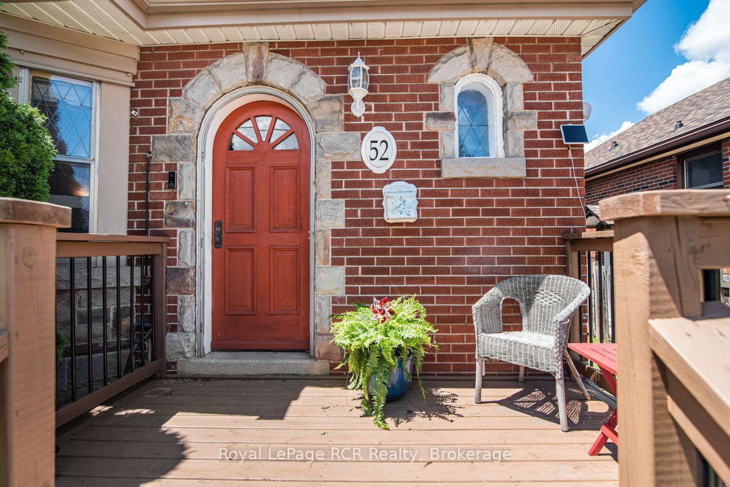 Photo 4 of 52 Cameron Avenue S, Hamilton, Bartonville — HOMEH