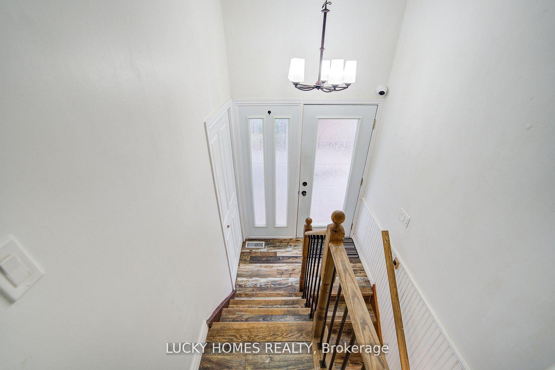 Photo 7 of 711 Otonabee Drive, Peterborough, Ashburnham Ward 4 — HOMEH