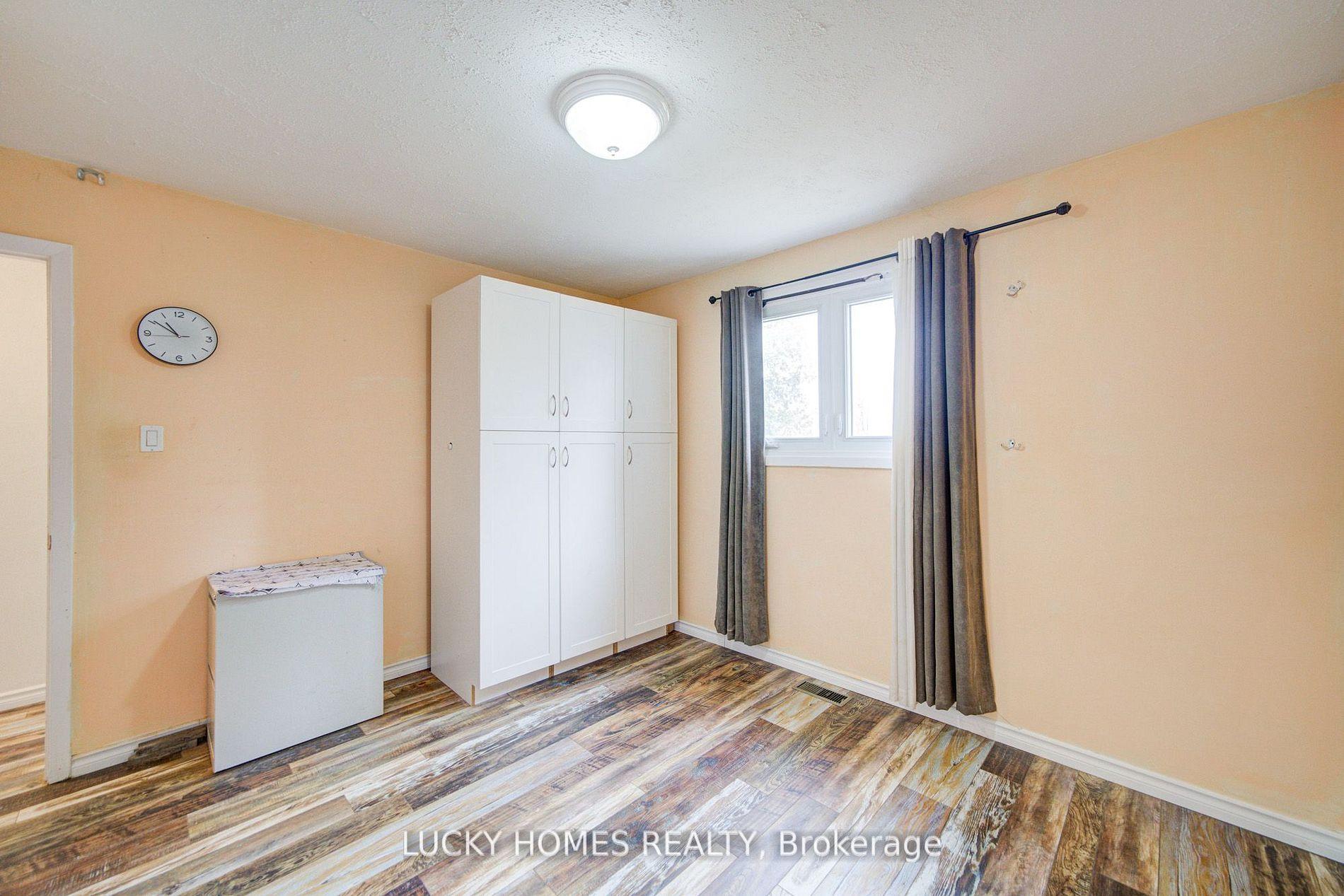 Photo 33 of 711 Otonabee Drive, Peterborough, Ashburnham Ward 4 — HOMEH