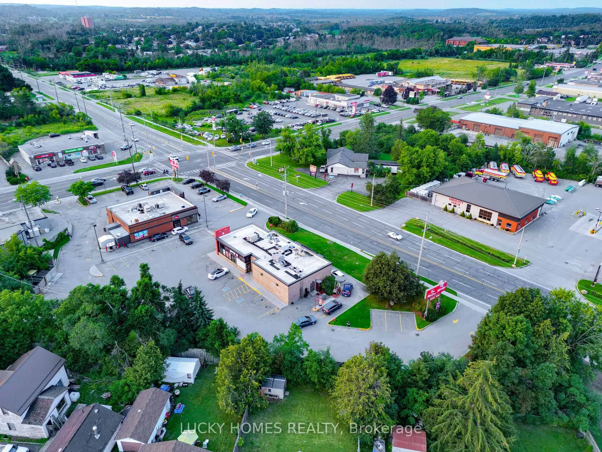 Photo 20 of 711 Otonabee Drive, Peterborough, Ashburnham Ward 4 — HOMEH