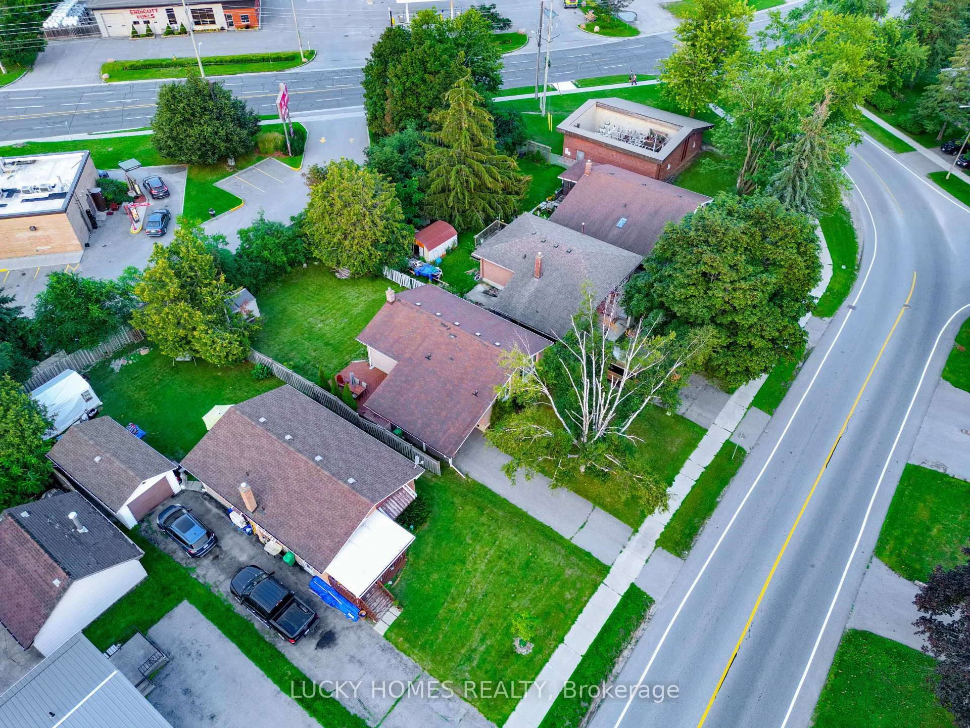 Photo 22 of 711 Otonabee Drive, Peterborough, Ashburnham Ward 4 — HOMEH