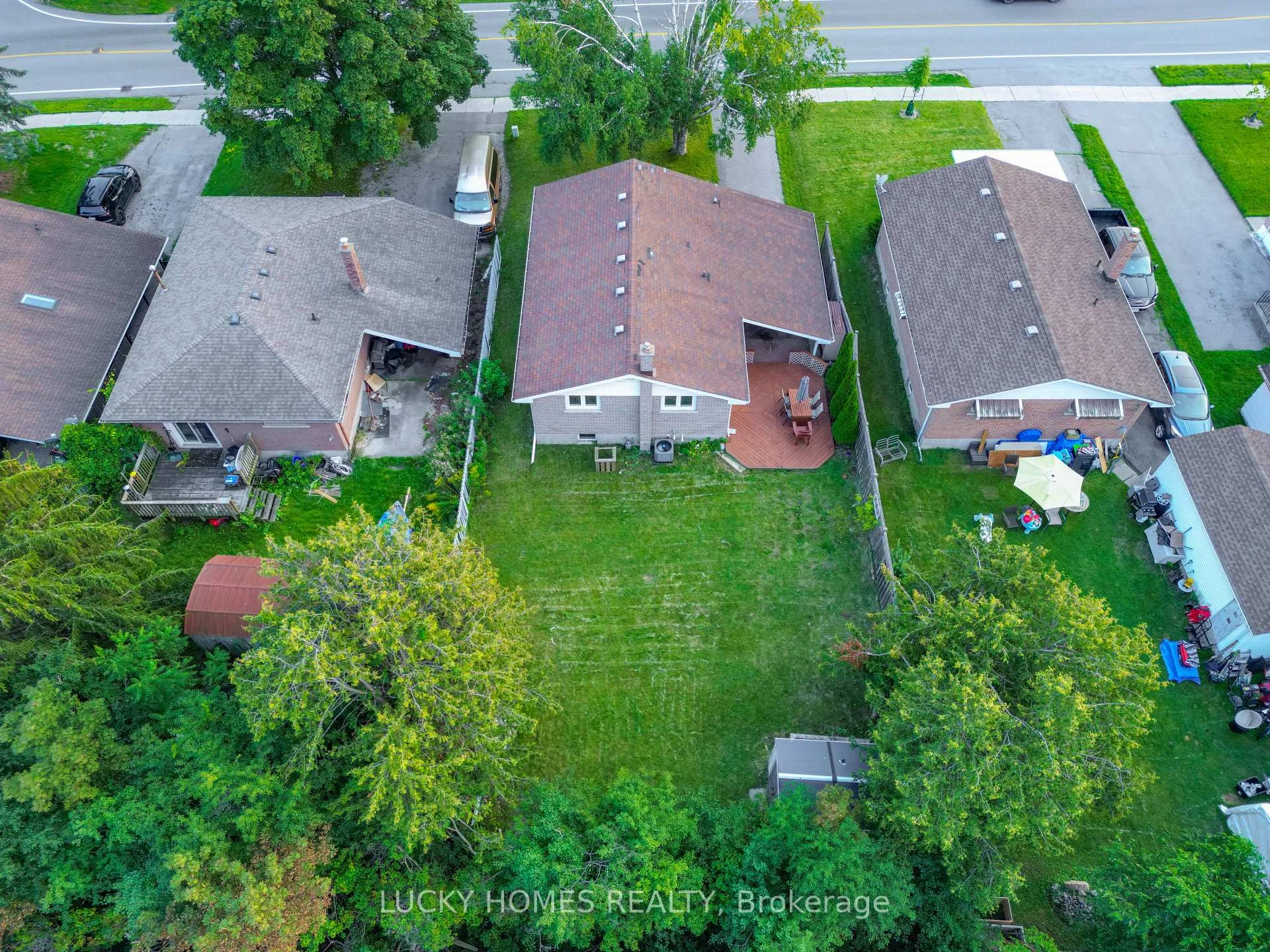 Photo 26 of 711 Otonabee Drive, Peterborough, Ashburnham Ward 4 — HOMEH