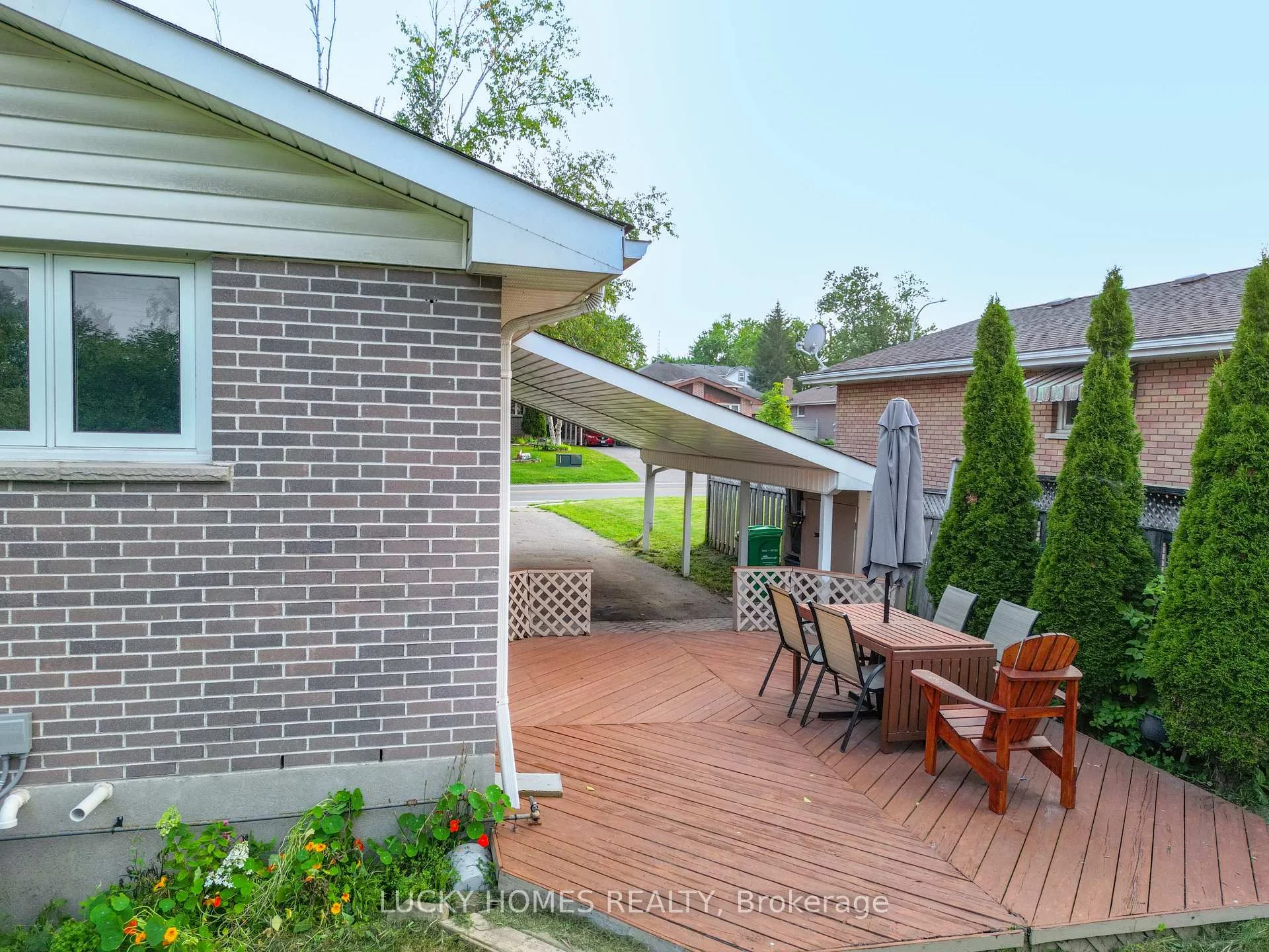 Photo 30 of 711 Otonabee Drive, Peterborough, Ashburnham Ward 4 — HOMEH