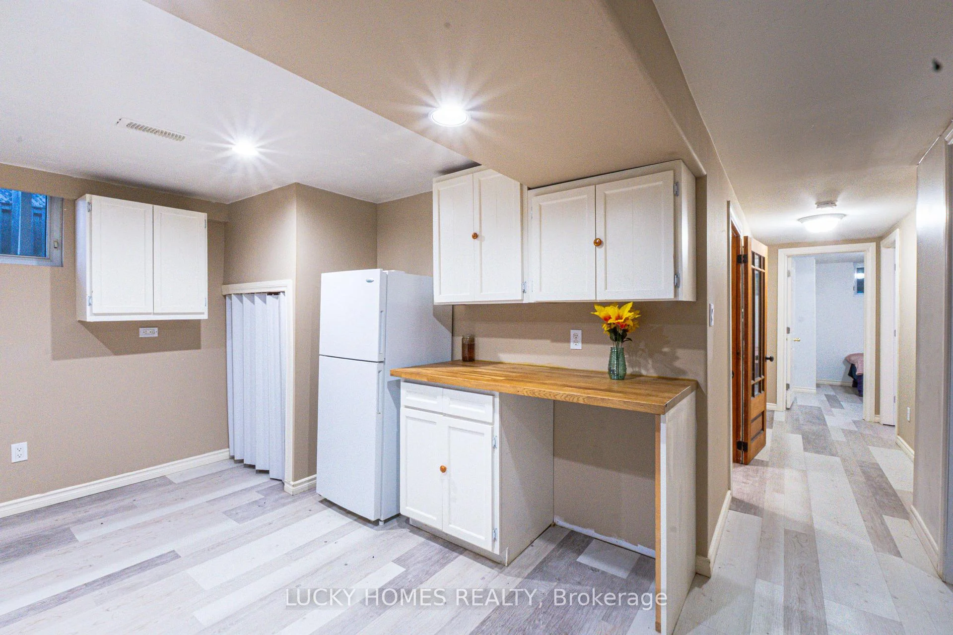 Photo 46 of 711 Otonabee Drive, Peterborough, Ashburnham Ward 4 — HOMEH