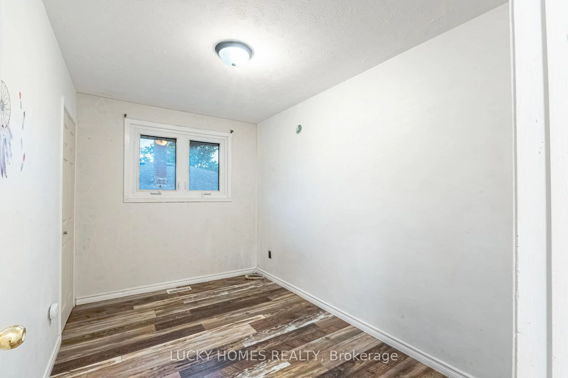 Photo 60 of 711 Otonabee Drive, Peterborough, Ashburnham Ward 4 — HOMEH