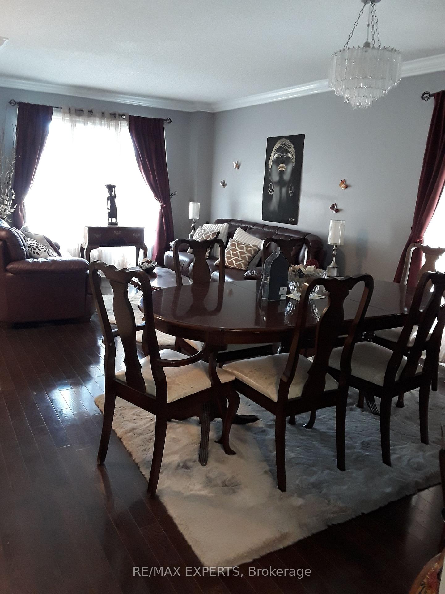 Photo 4 of 2328 Bur Oak Avenue, Markham, Greensborough — HOMEH