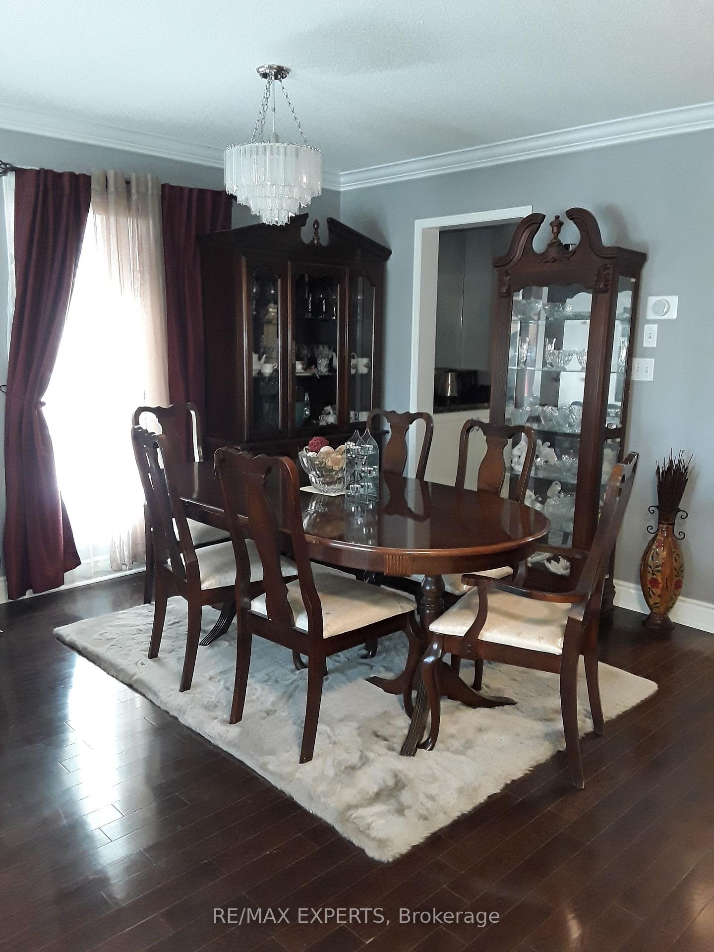 Photo 5 of 2328 Bur Oak Avenue, Markham, Greensborough — HOMEH