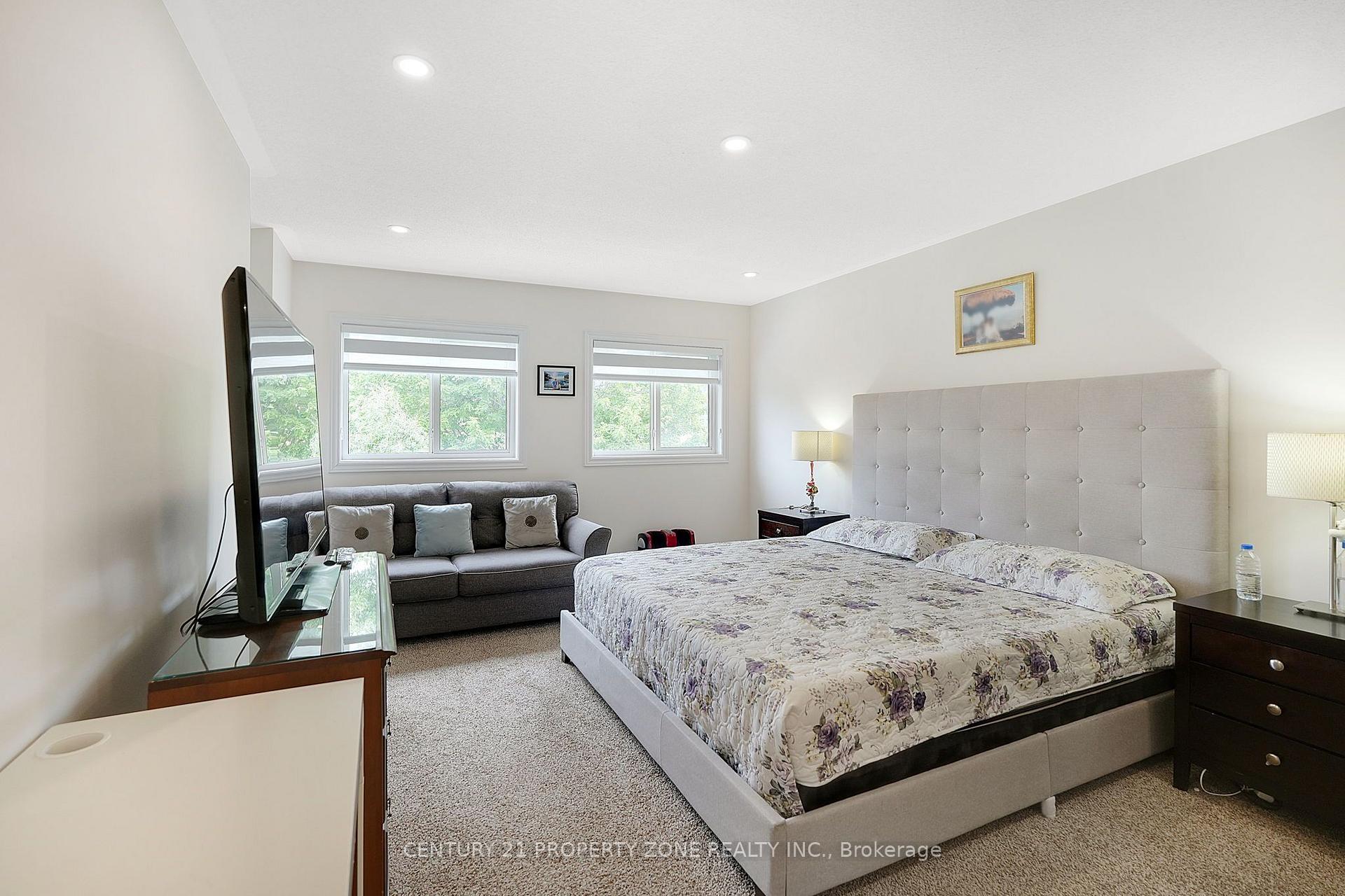 Photo 10 of 25 Clearjoy Street, Brampton, Madoc — HOMEH