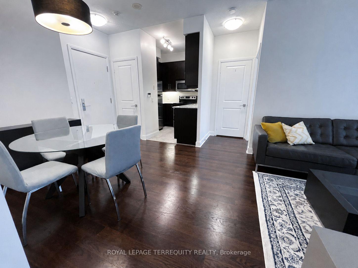 Photo 3 of Unit 514, 38 The Esplanade, Toronto, Waterfront Communities — HOMEH