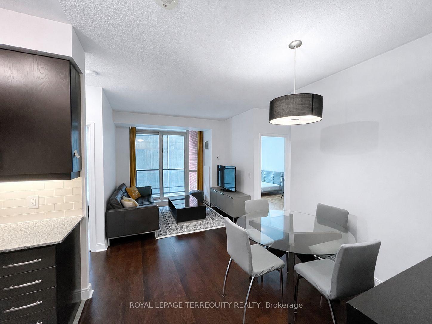 Photo 4 of Unit 514, 38 The Esplanade, Toronto, Waterfront Communities — HOMEH