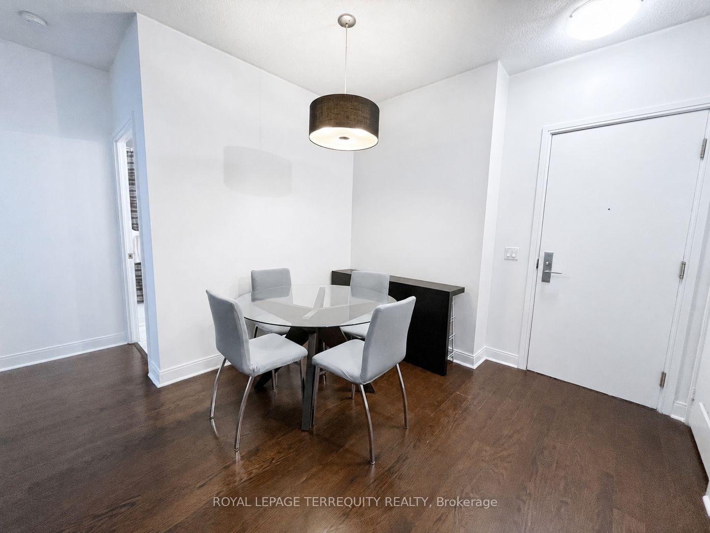 Photo 5 of Unit 514, 38 The Esplanade, Toronto, Waterfront Communities — HOMEH