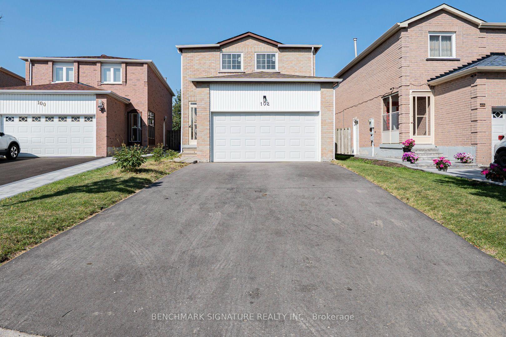Photo 2 of 102 Harness Circle, Markham, Milliken Mills East — HOMEH