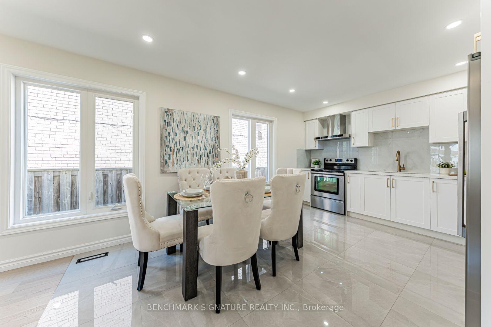 Photo 6 of 102 Harness Circle, Markham, Milliken Mills East — HOMEH