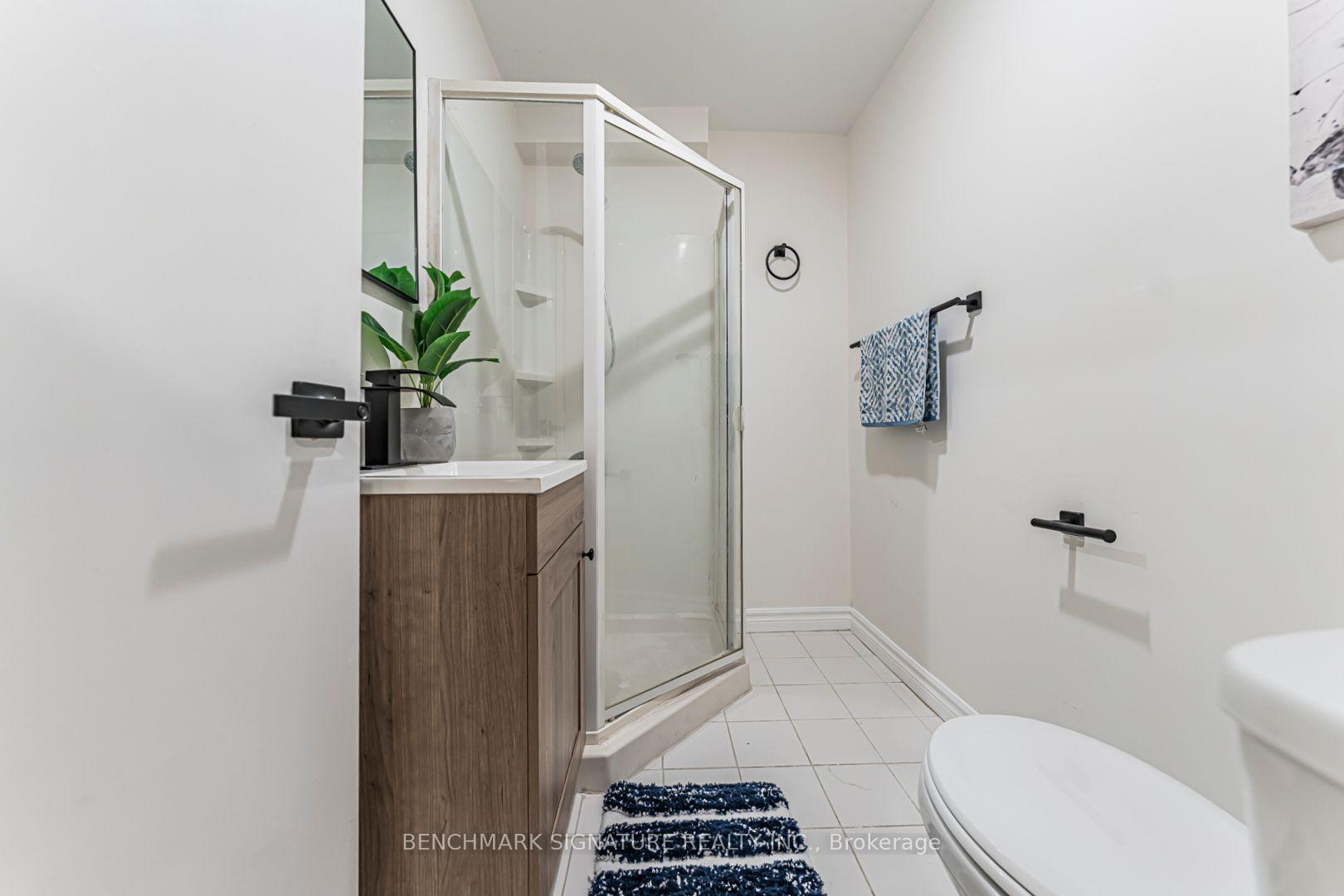 Photo 33 of 102 Harness Circle, Markham, Milliken Mills East — HOMEH
