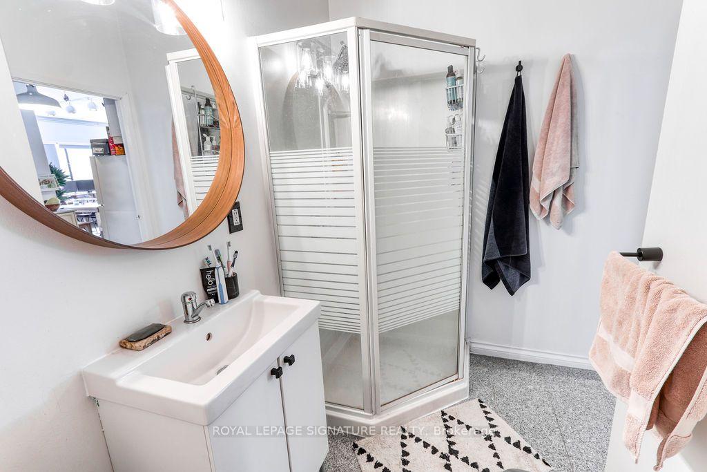 Photo 5 of Unit Unit B, 44 Stafford Street, Toronto, Niagara — HOMEH