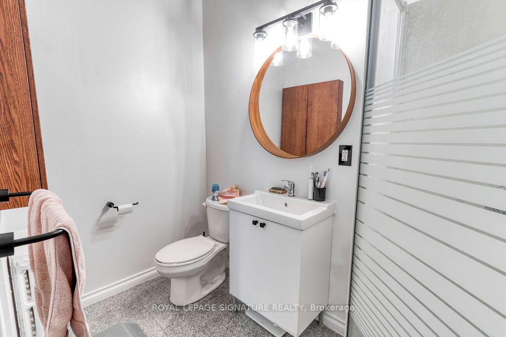 Photo 6 of Unit Unit B, 44 Stafford Street, Toronto, Niagara — HOMEH