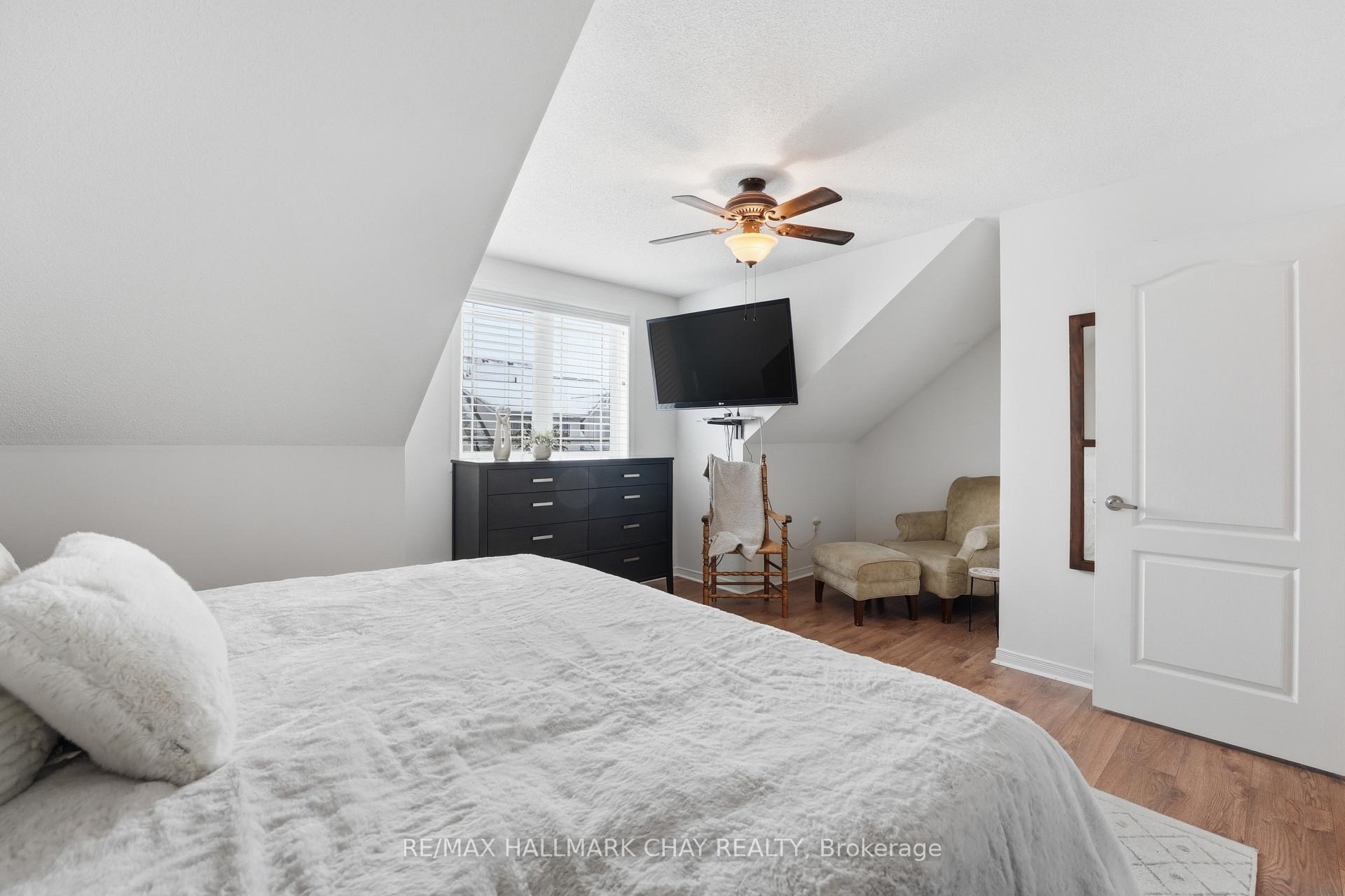 Photo 17 of 1280 Coleman Crescent, Innisfil, Alcona — HOMEH