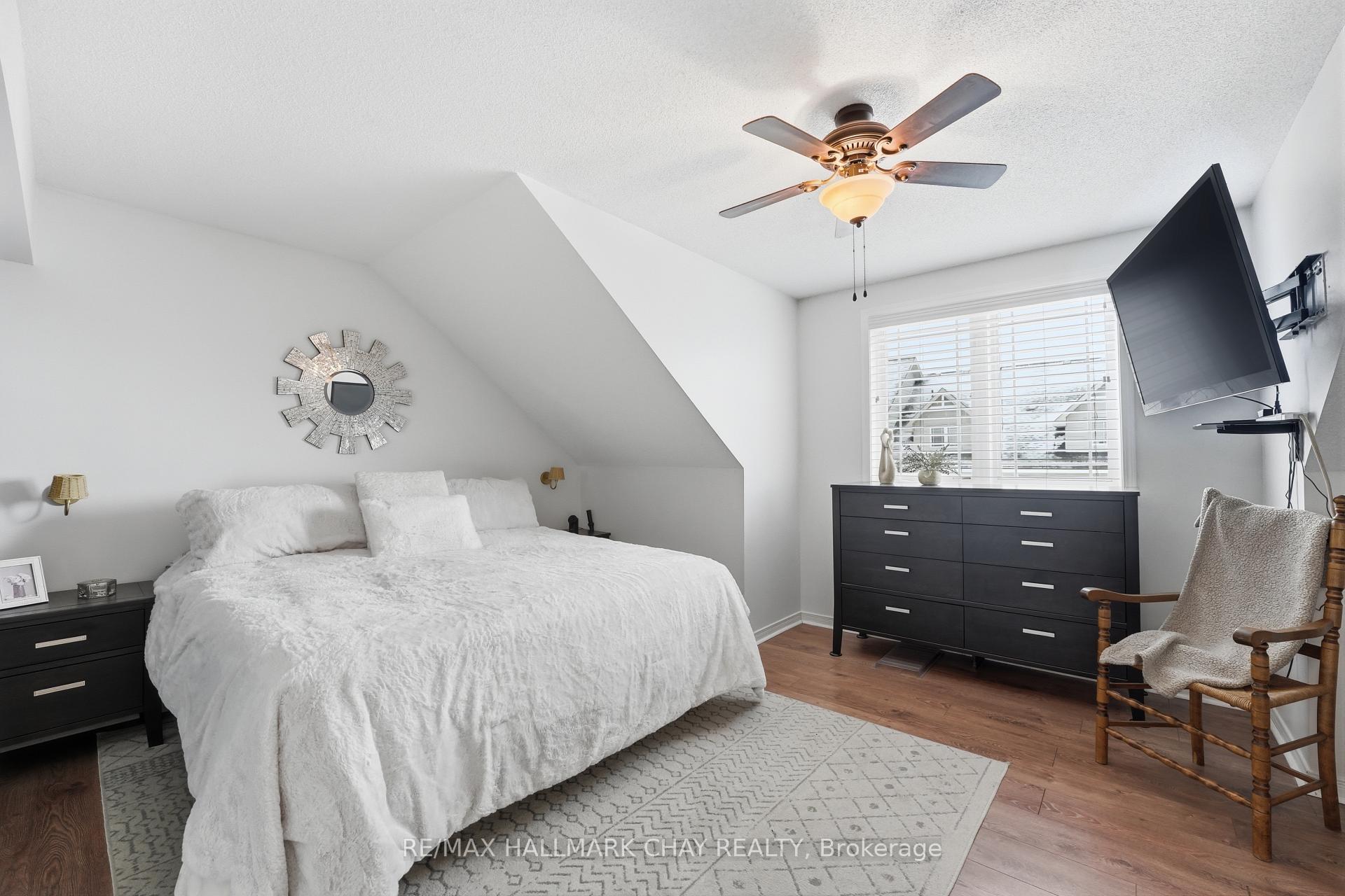 Photo 18 of 1280 Coleman Crescent, Innisfil, Alcona — HOMEH