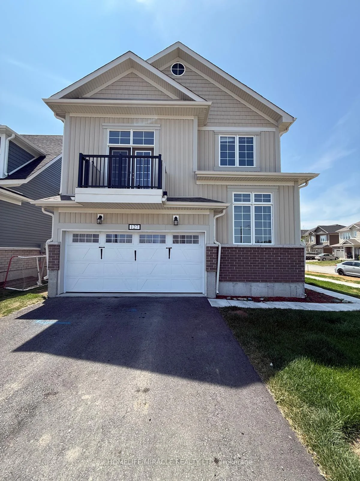 Photo 4 of 127 Oakmont Drive, Loyalist, Bath — HOMEH