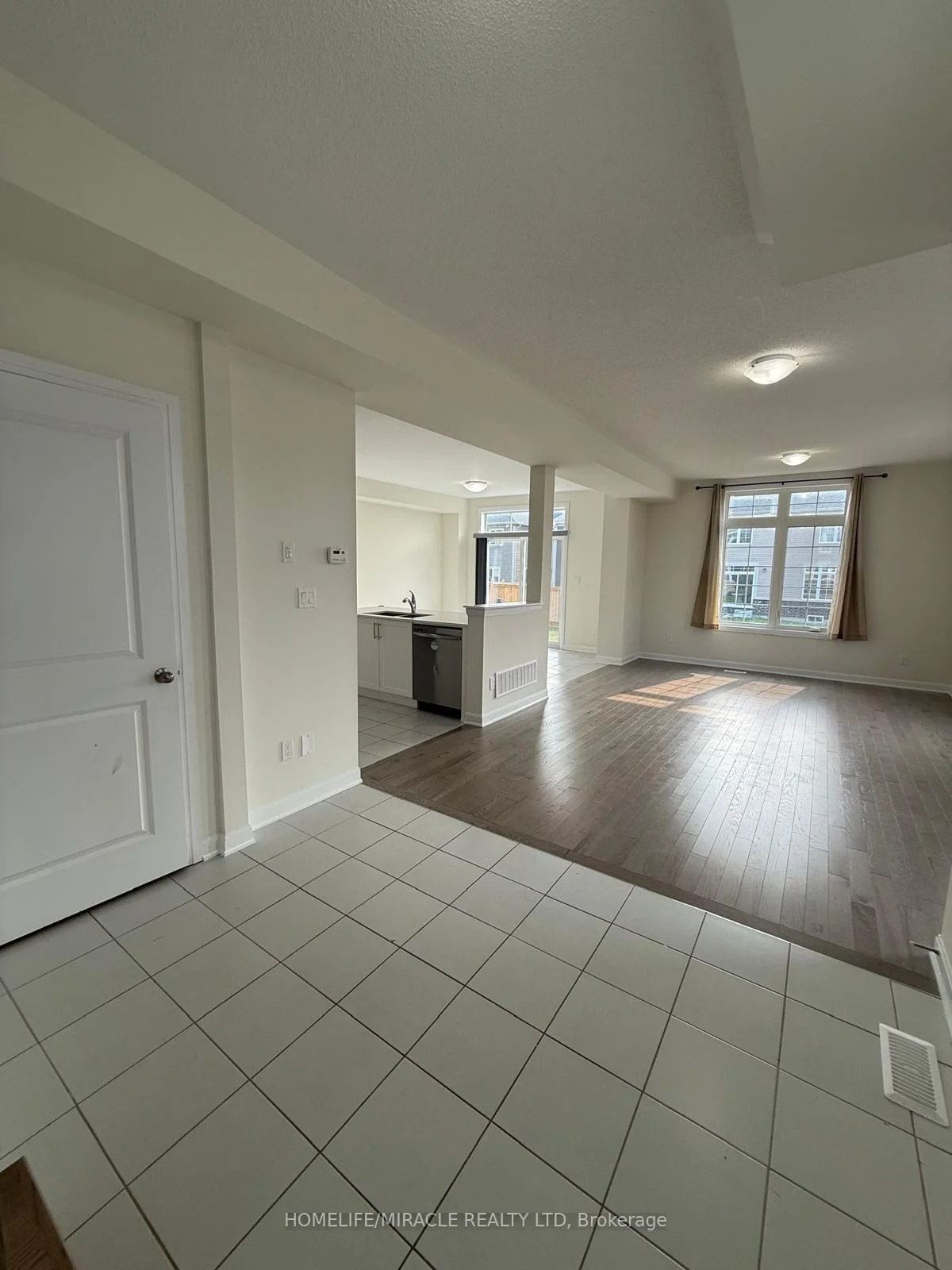 Photo 7 of 127 Oakmont Drive, Loyalist, Bath — HOMEH