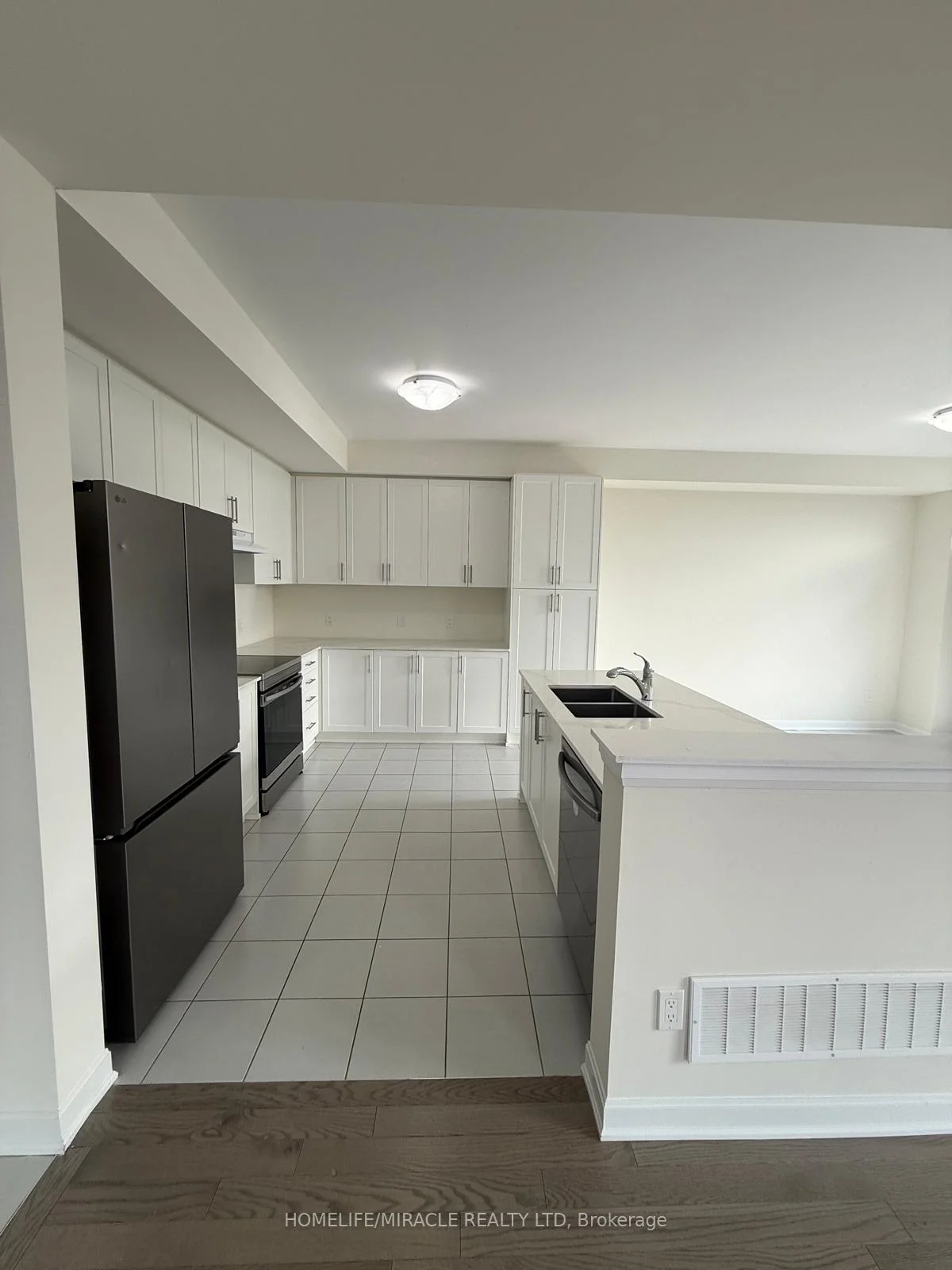 Photo 9 of 127 Oakmont Drive, Loyalist, Bath — HOMEH