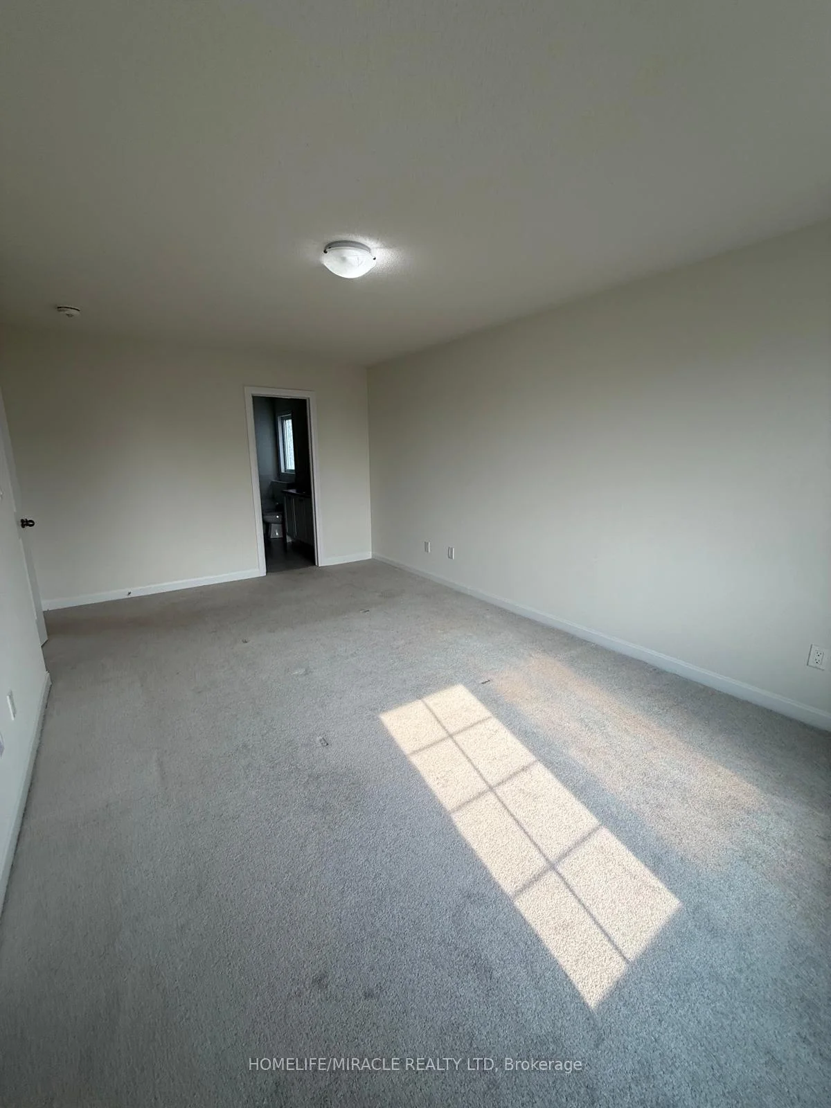 Photo 36 of 127 Oakmont Drive, Loyalist, Bath — HOMEH