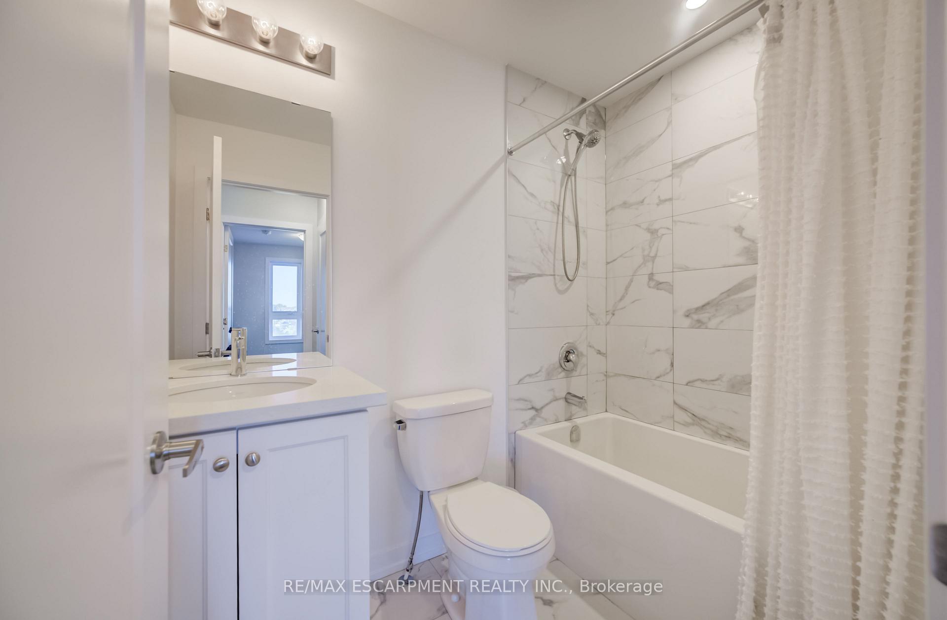 Photo 25 of 247 Burke Street, Hamilton, Waterdown — HOMEH