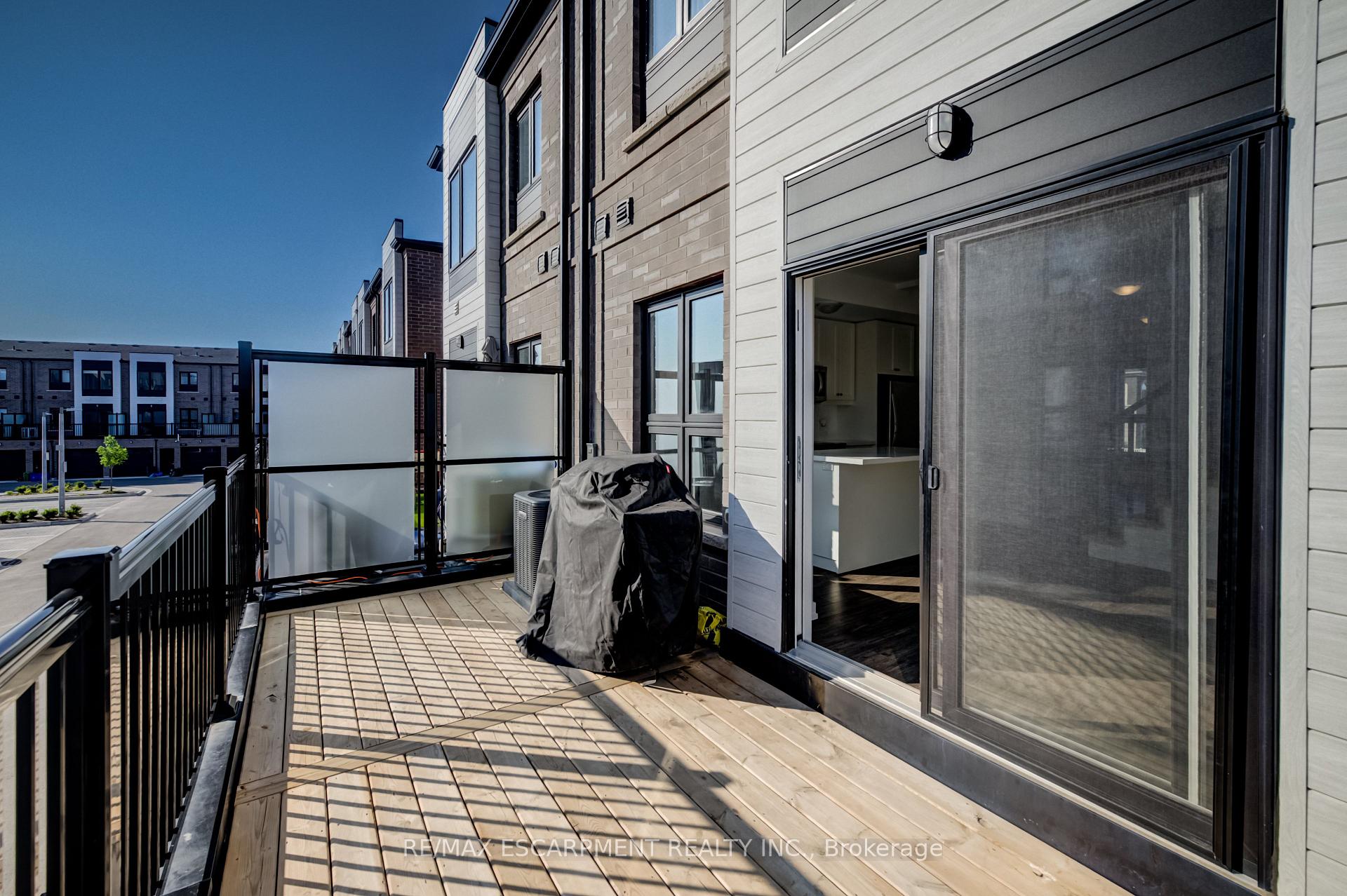 Photo 31 of 247 Burke Street, Hamilton, Waterdown — HOMEH