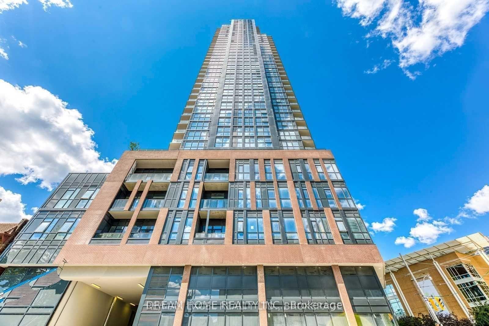 Front of Unit 608, 159 Wellesley Street E