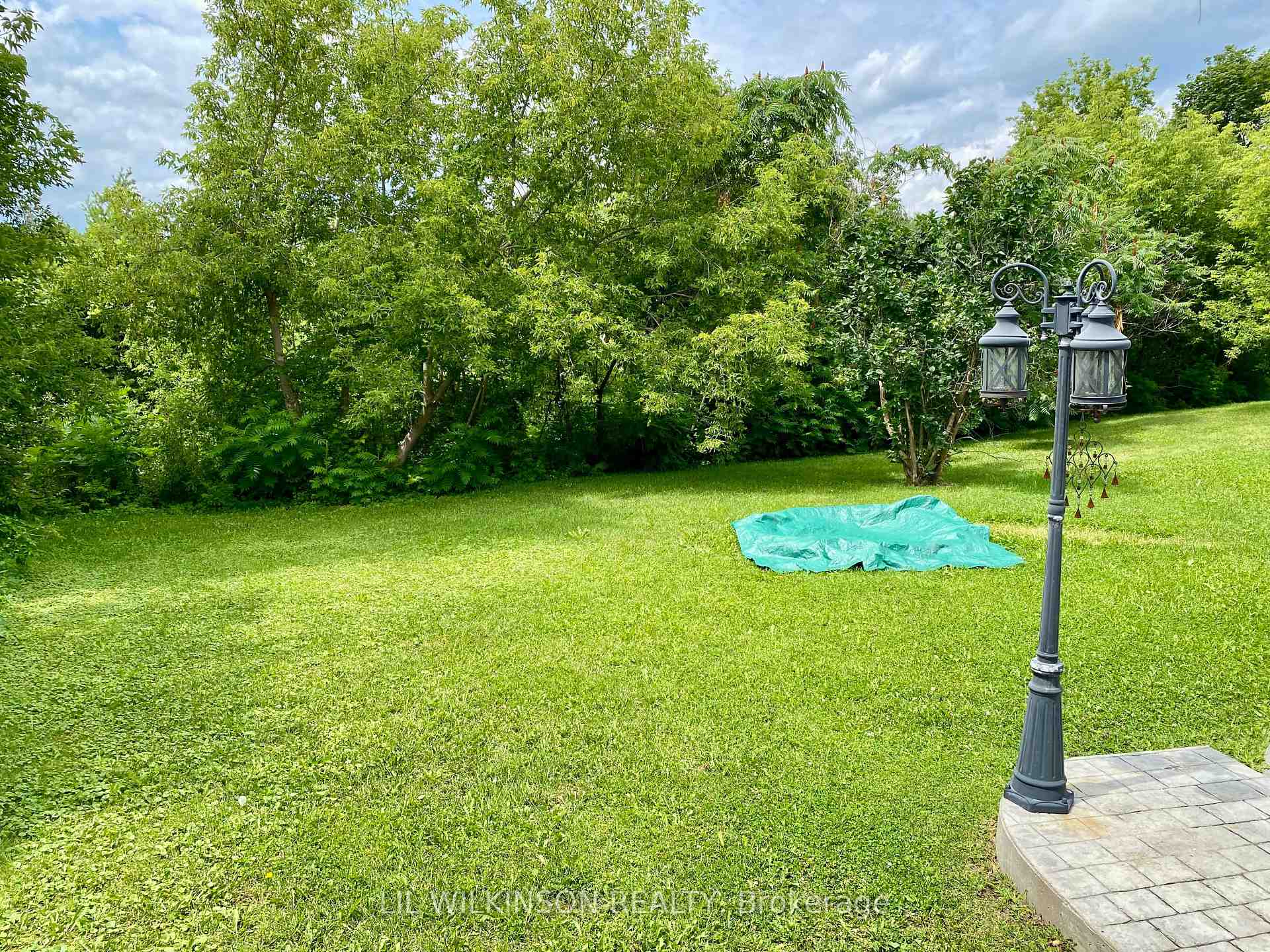 Photo 13 of 743 Essa Road, Barrie, Holly — HOMEH