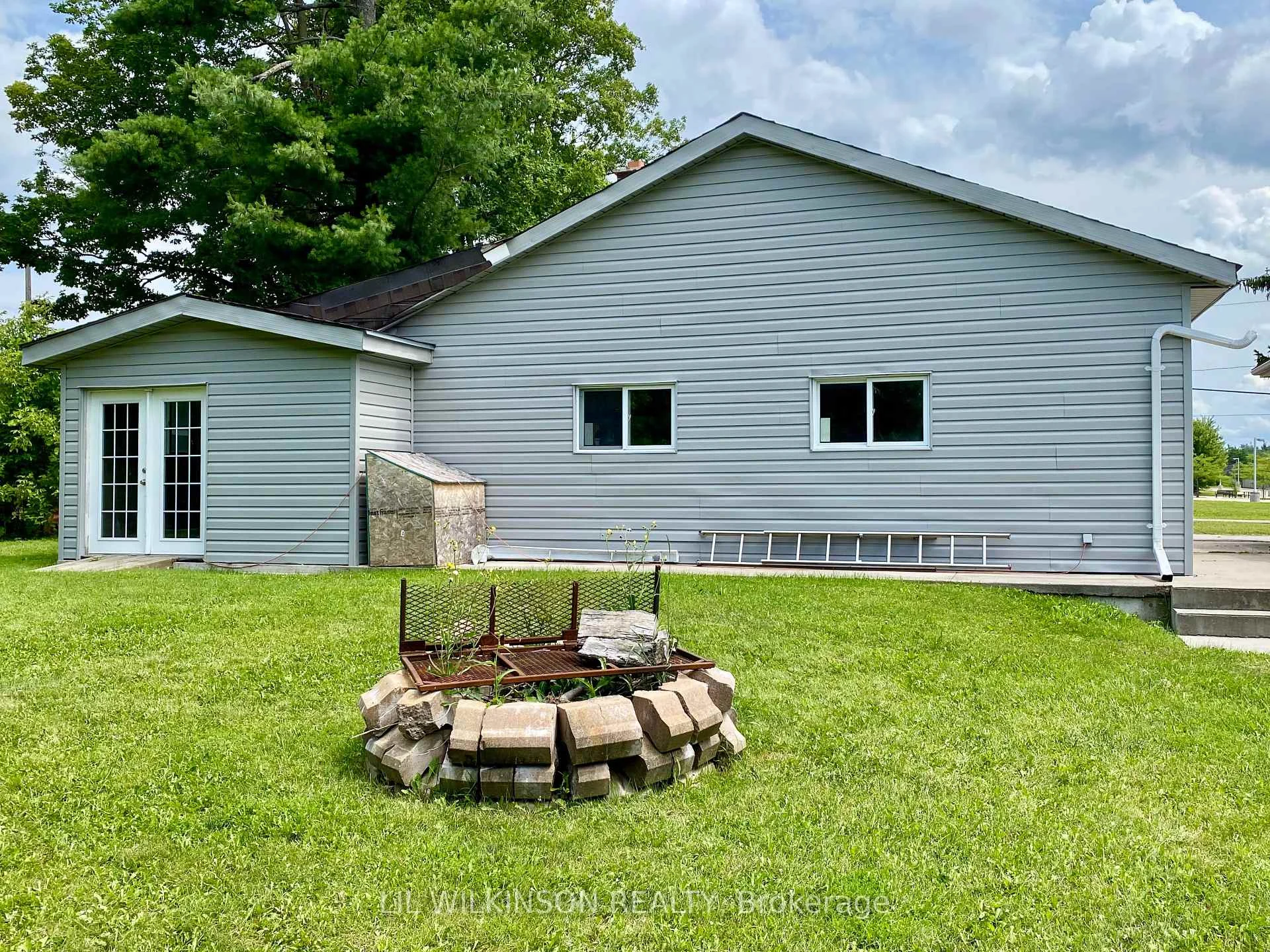 Photo 28 of 743 Essa Road, Barrie, Holly — HOMEH