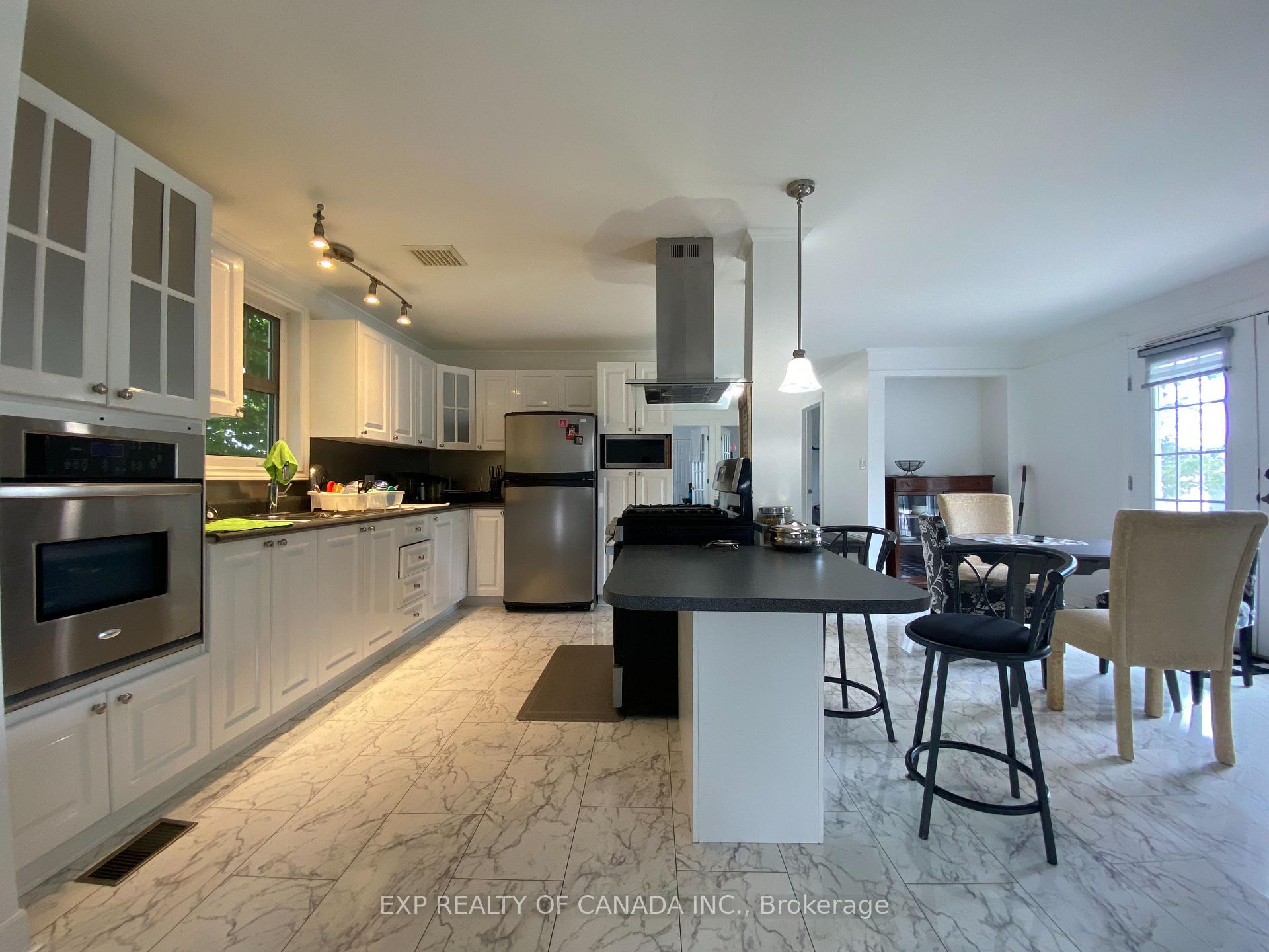 Photo 14 of 34 Seventh Street W, Cochrane — HOMEH
