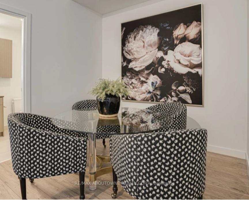 Photo 6 of Unit B0903, 133 Bronte Road, Oakville, Bronte — HOMEH