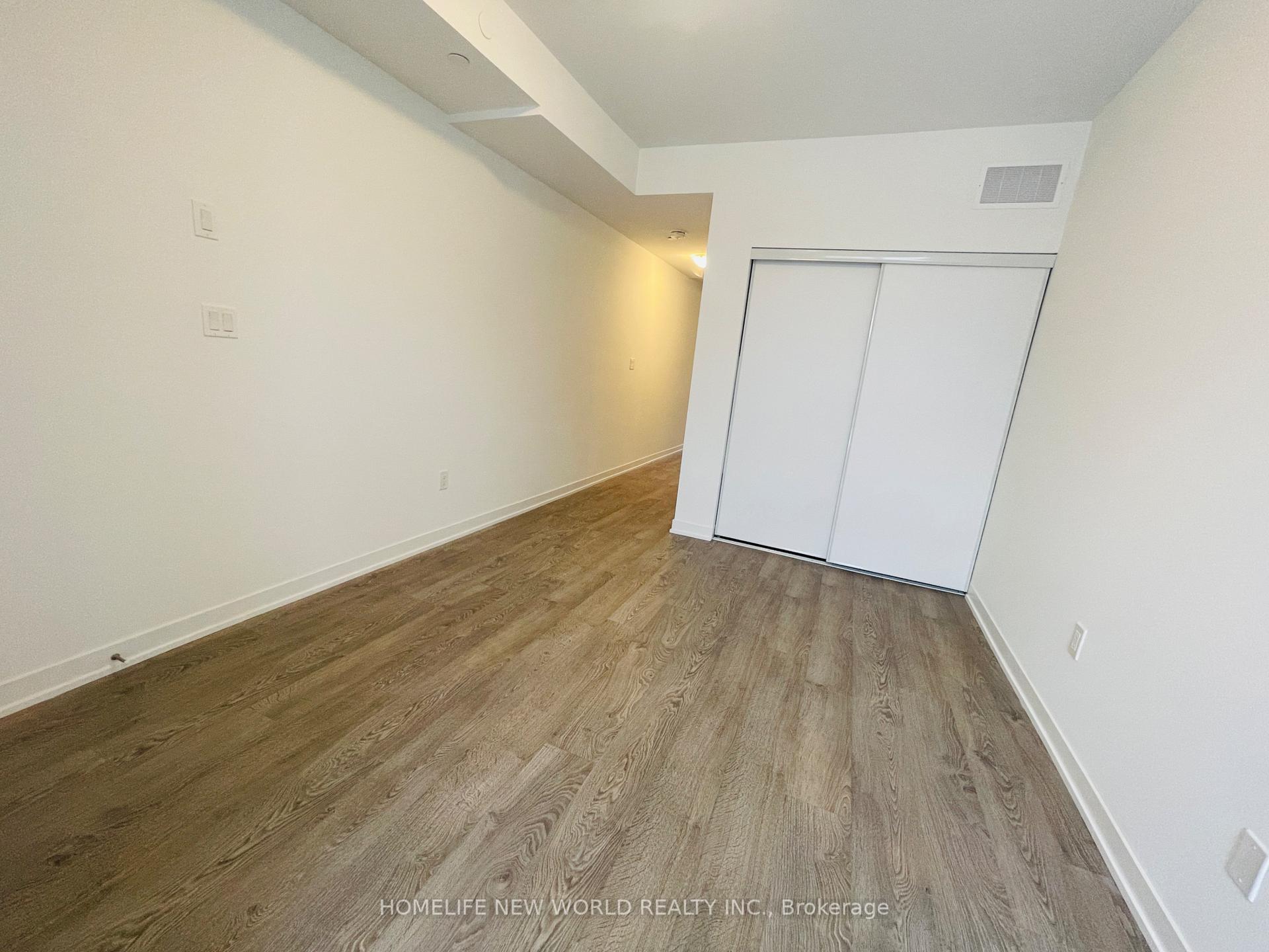 Photo 12 of 68 Turtle Island Road, Toronto, Englemount-Lawrence — HOMEH