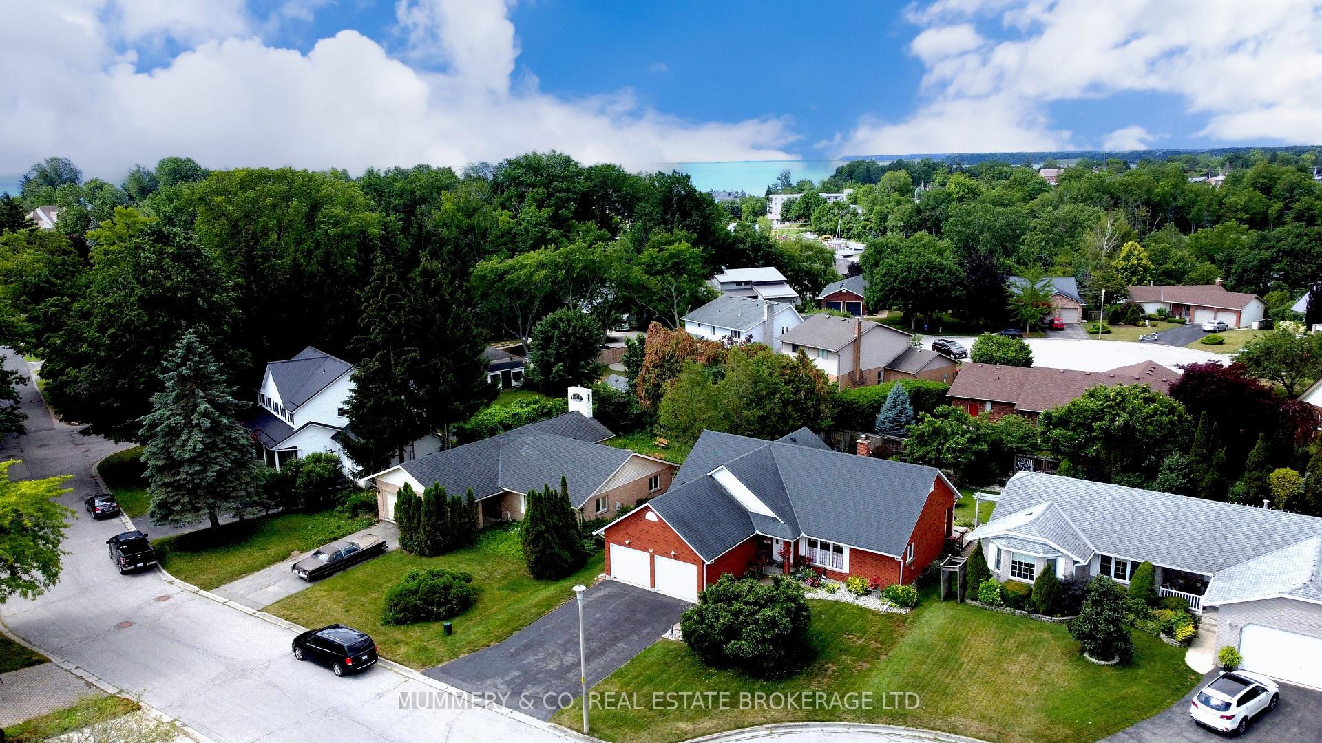 Photo 2 of 66 John Street, Norfolk, Port Dover — HOMEH