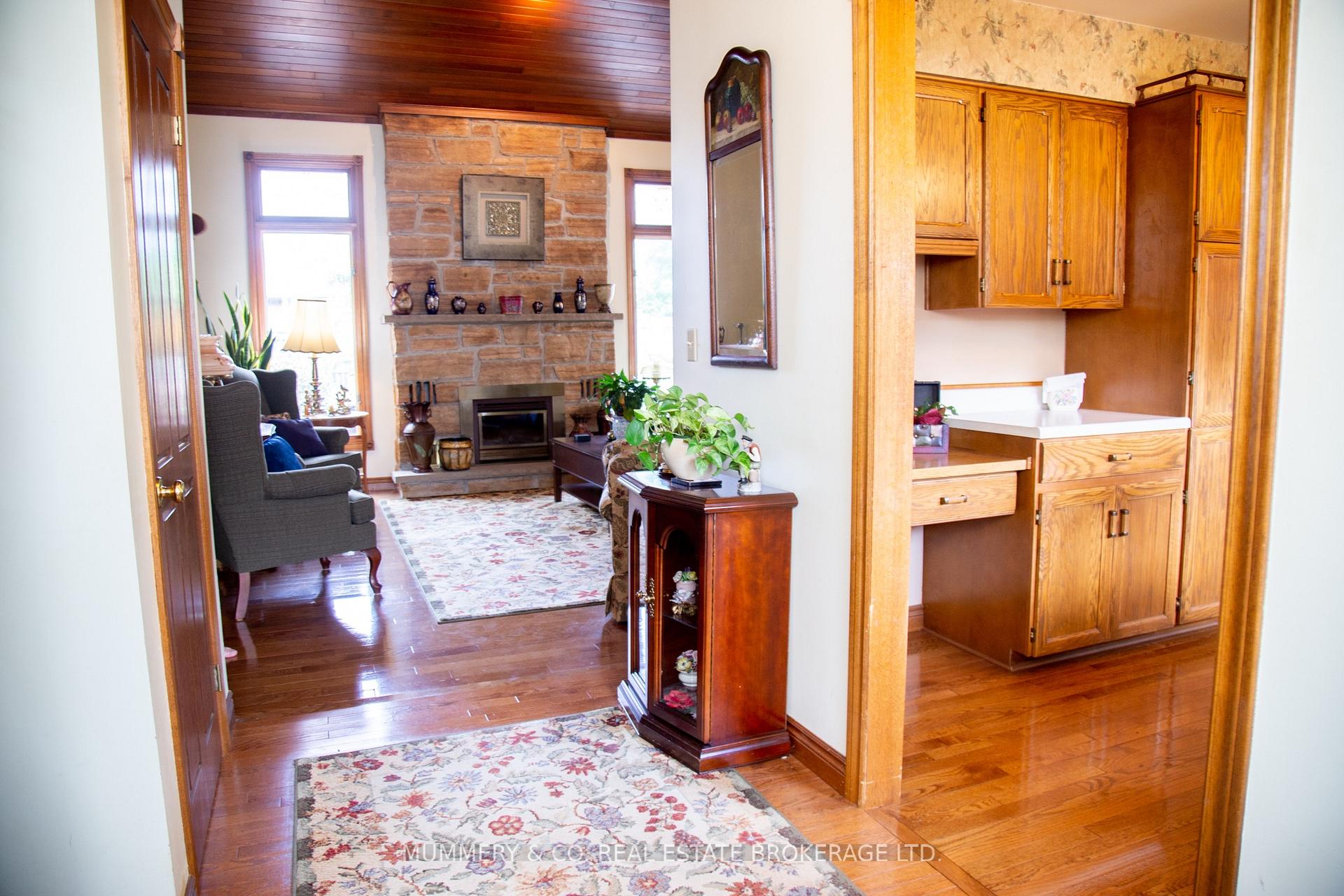 Photo 8 of 66 John Street, Norfolk, Port Dover — HOMEH