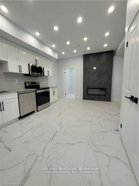 Photo 2 of Unit 7, 14 Glendale Drive, Tillsonburg — HOMEH