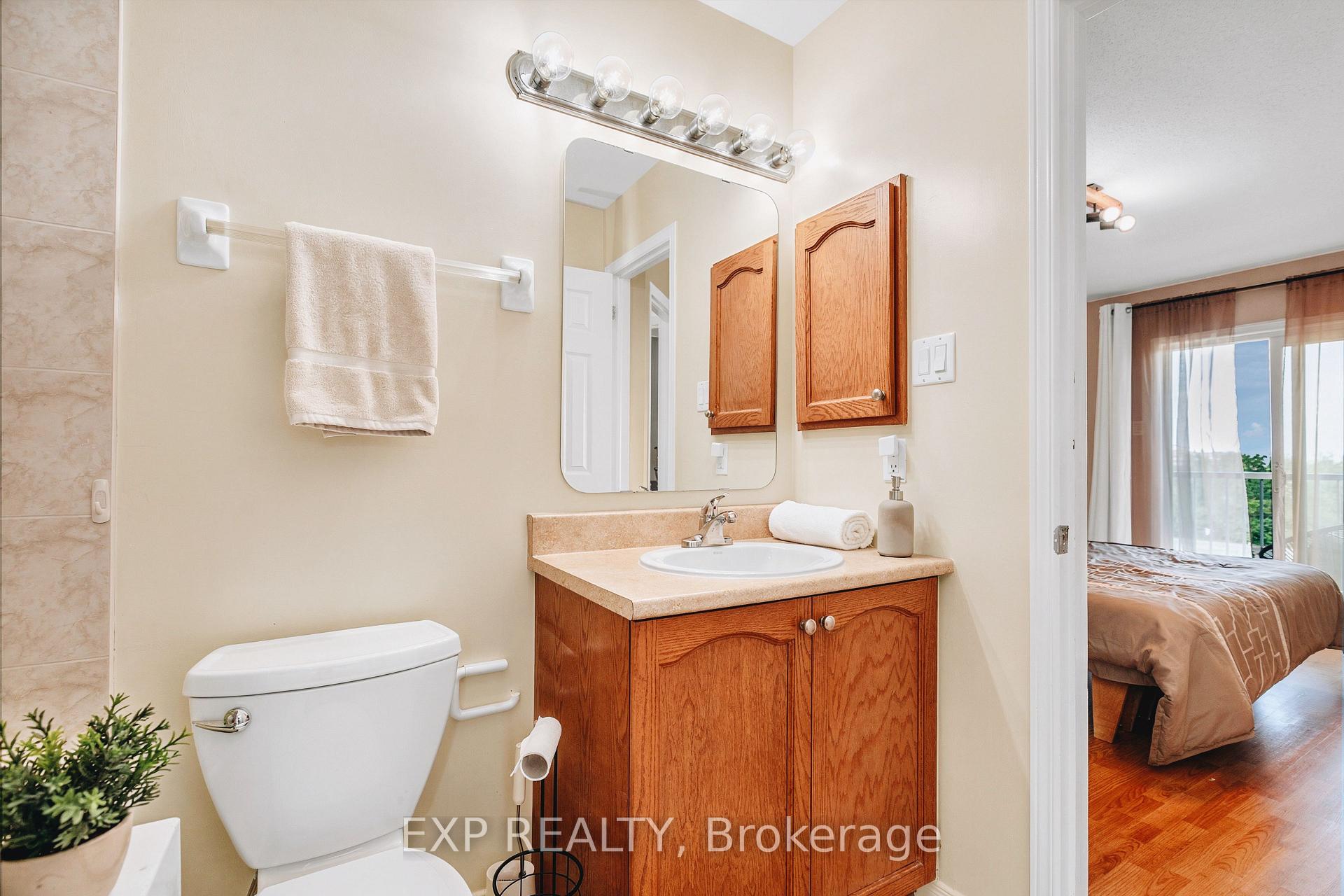 Photo 6 of 555 Reardon Private, Ottawa, Heron Gate/Industrial Park — HOMEH