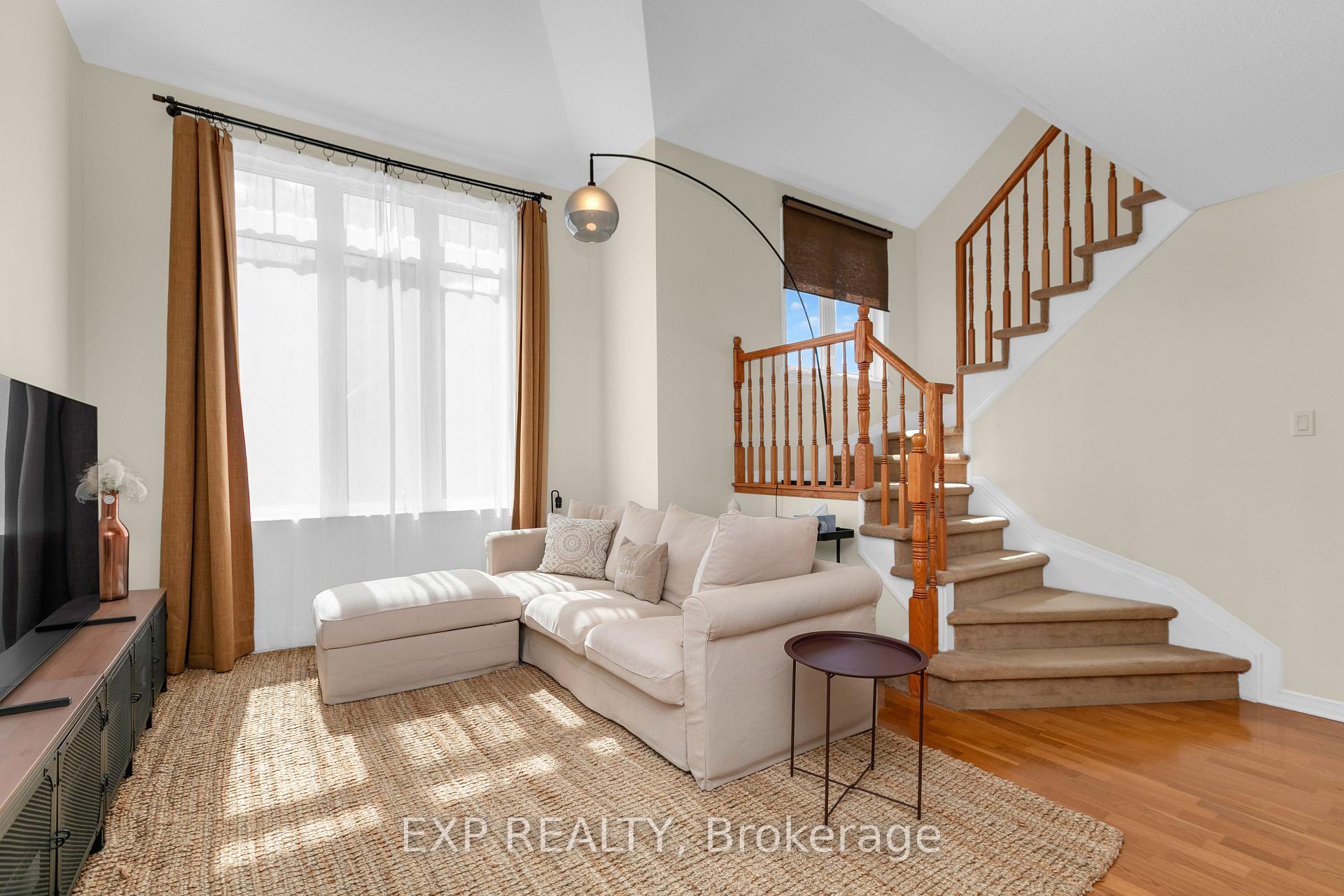Photo 11 of 555 Reardon Private, Ottawa, Heron Gate/Industrial Park — HOMEH