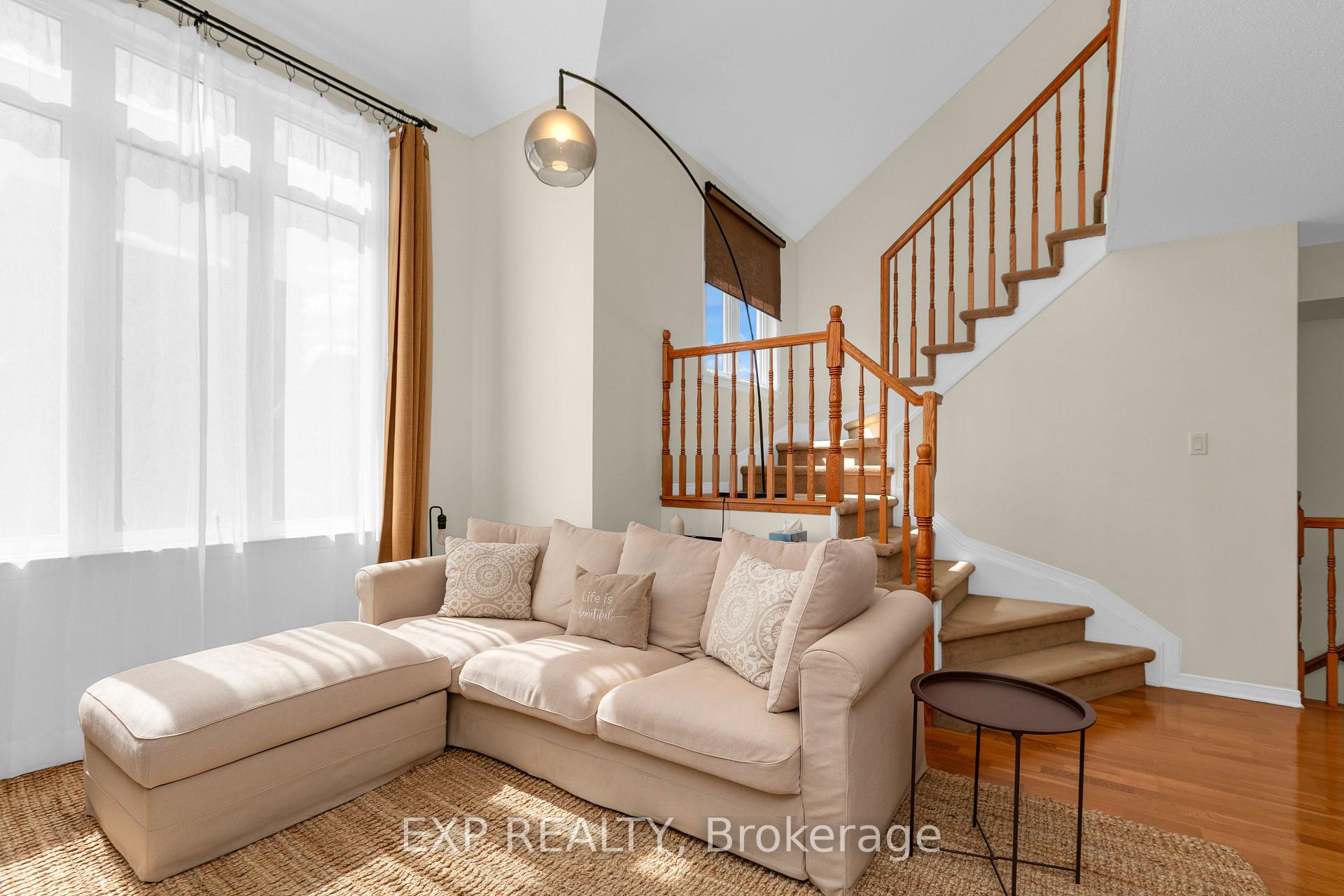 Photo 14 of 555 Reardon Private, Ottawa, Heron Gate/Industrial Park — HOMEH