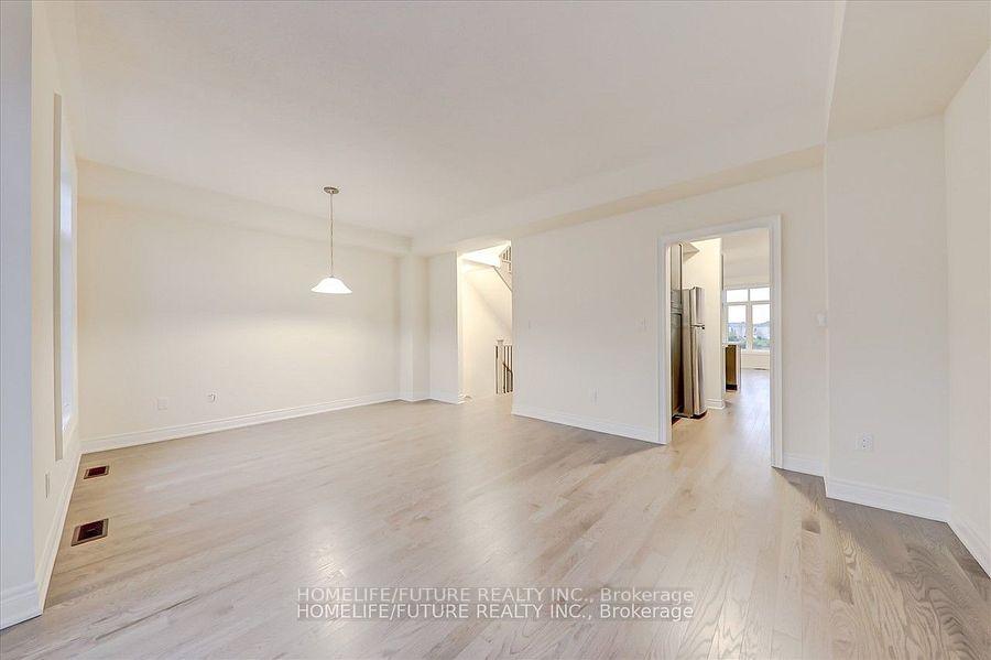 Photo 8 of 26 Andress Way, Markham, Cedarwood — HOMEH