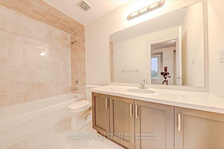 Photo 10 of 26 Andress Way, Markham, Cedarwood — HOMEH