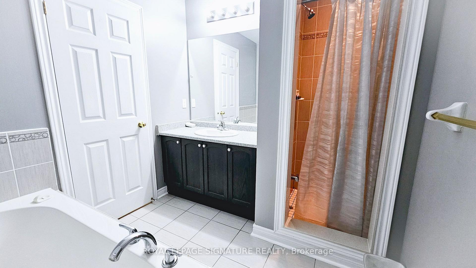 Photo 18 of 10 Keith Crescent, St. Catharines, Burleigh Hill — HOMEH
